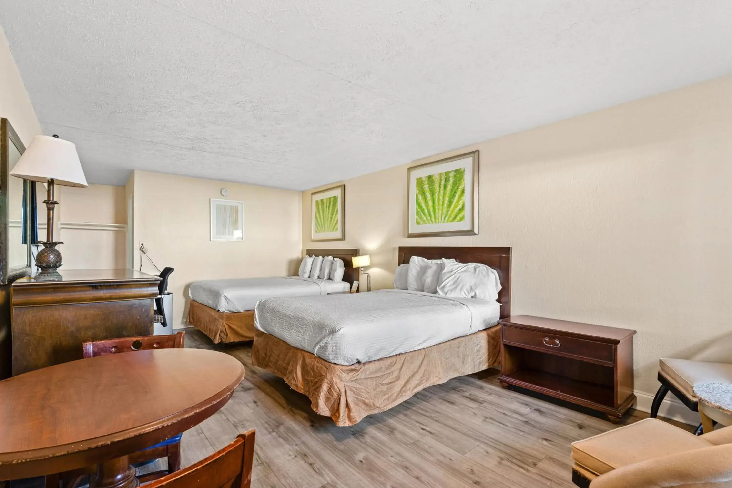 Bedroom, Bed in Ocean 5 Hotel Bedroom, Bed in Ocean 5 Hotel