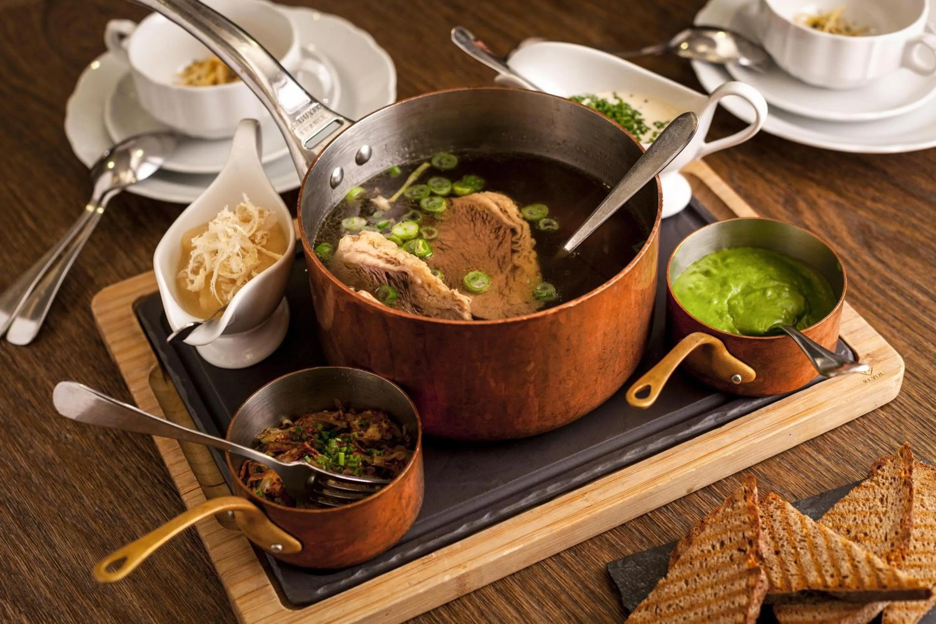 Restaurant/places to eat in Kempinski Hotel Corvinus Budapest