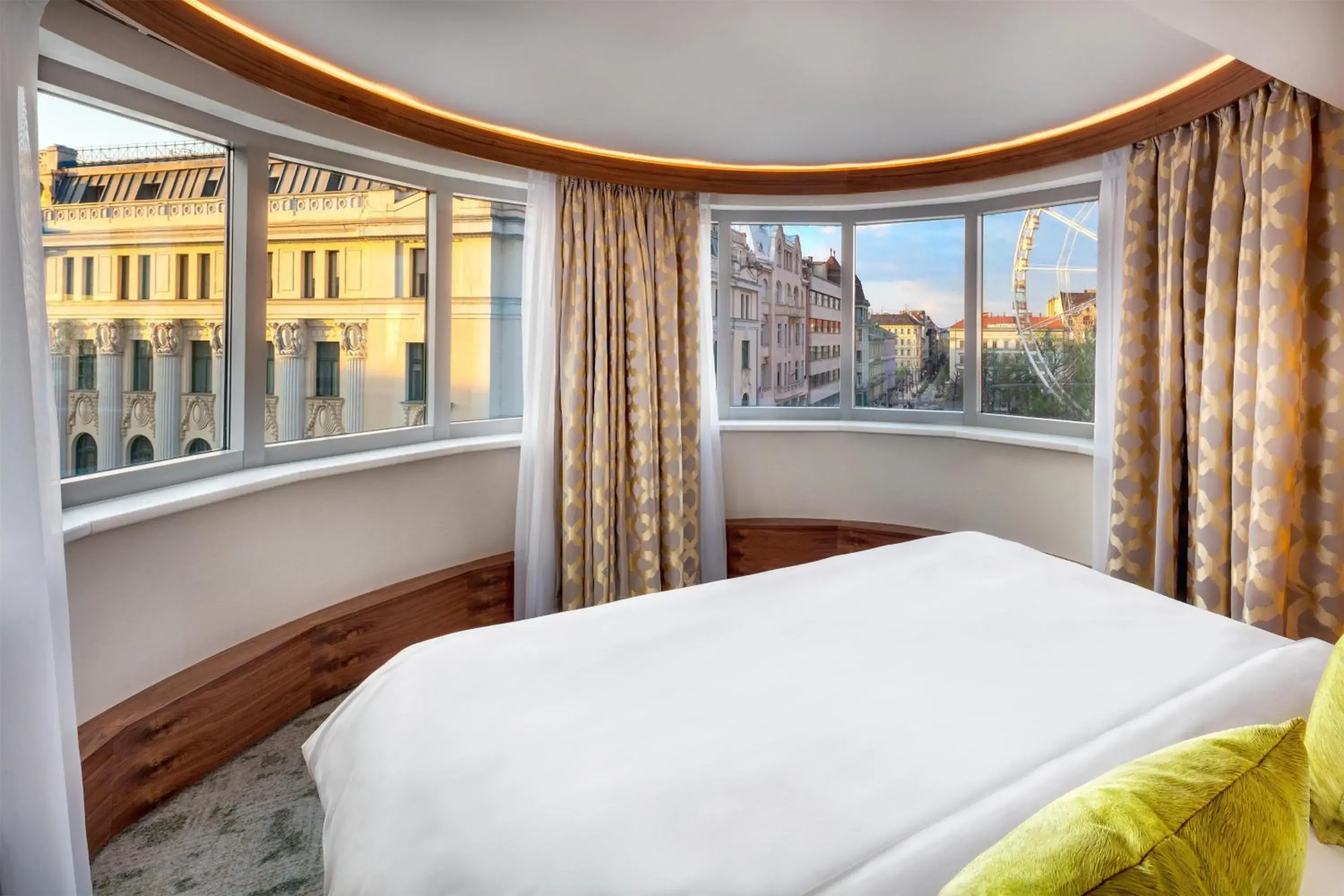 View (from property/room), Bed in Kempinski Hotel Corvinus Budapest View (from property/room), Bed in Kempinski Hotel Corvinus Budapest