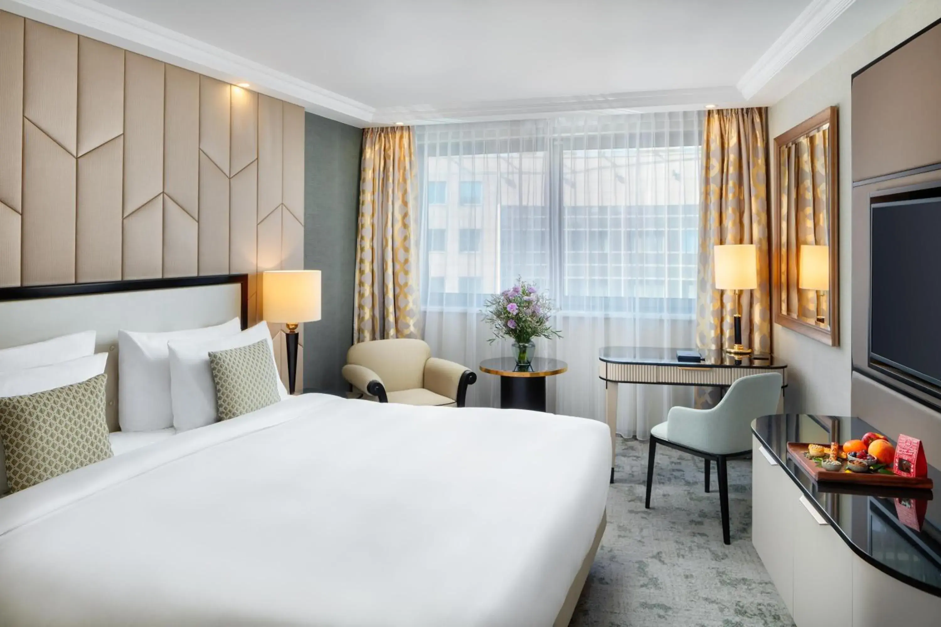 Bedroom, Bed in Kempinski Hotel Corvinus Budapest Bedroom, Bed in Kempinski Hotel Corvinus Budapest