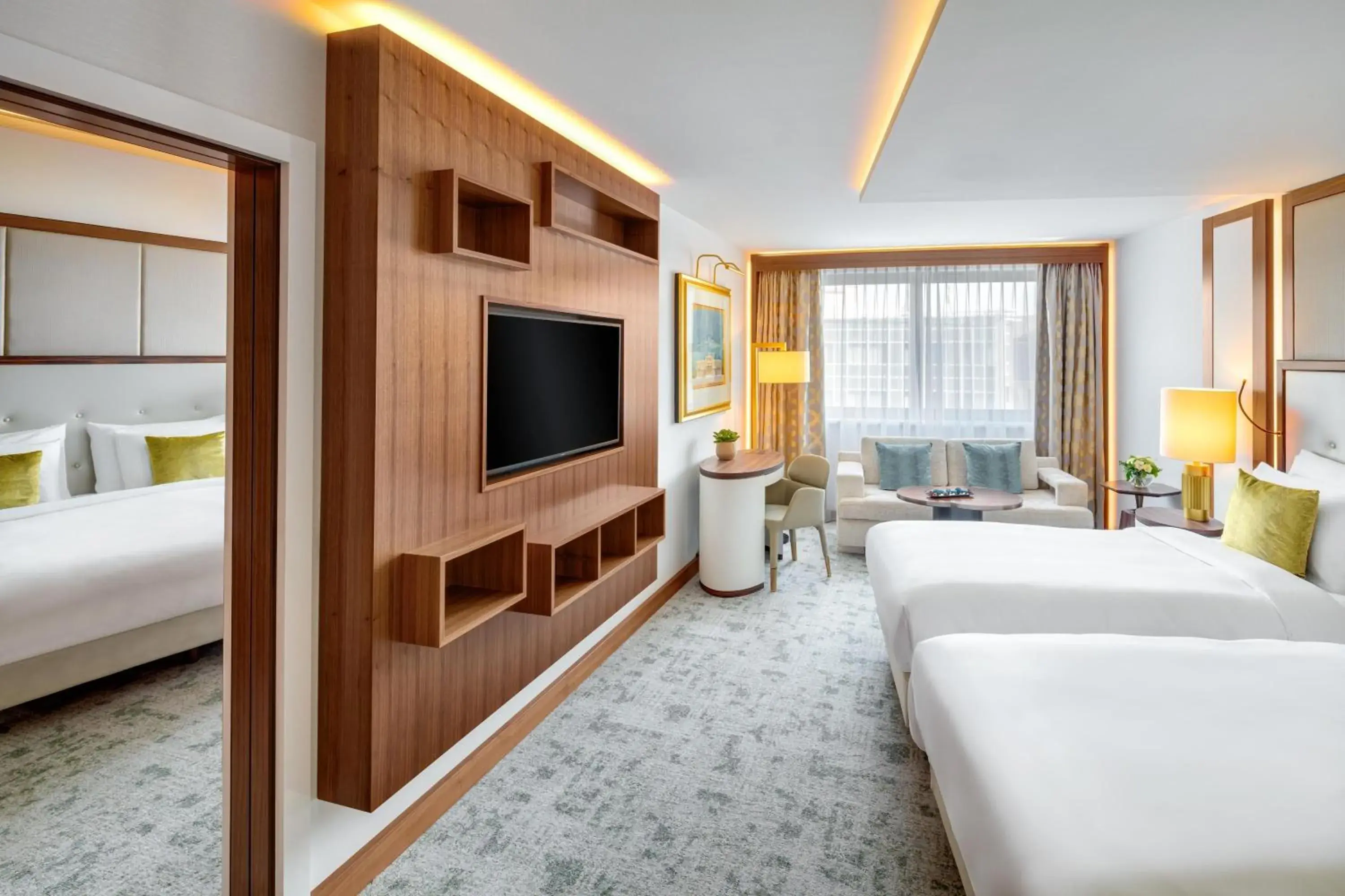 Corvinus Fashion Street View Twin Room in Kempinski Hotel Corvinus Budapest Corvinus Fashion Street View Twin Room in Kempinski Hotel Corvinus Budapest