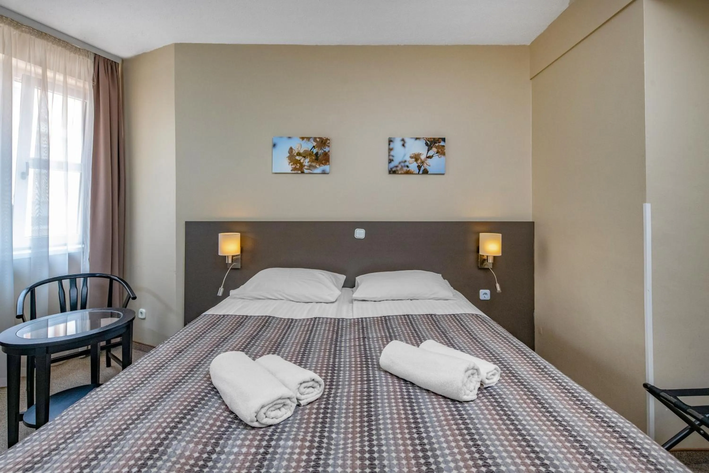 Photo of the whole room, Bed in Corvin Hotel Budapest Corvin Wing