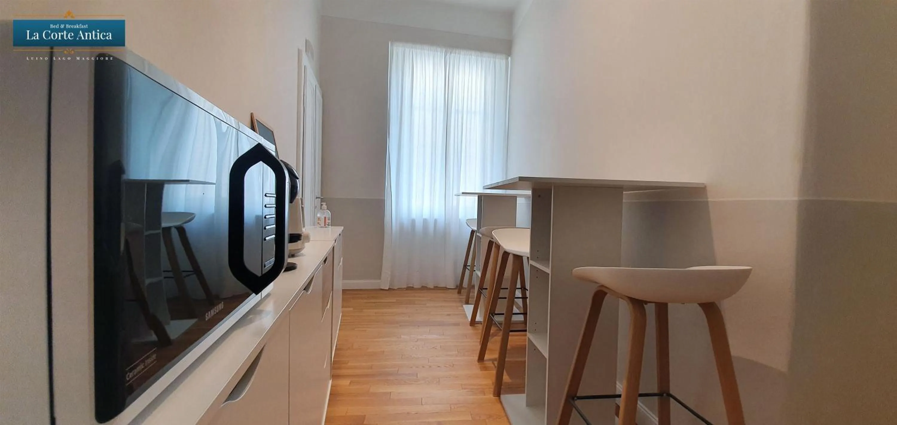 Breakfast in B&B La Corte Antica - Luino Lago Maggiore