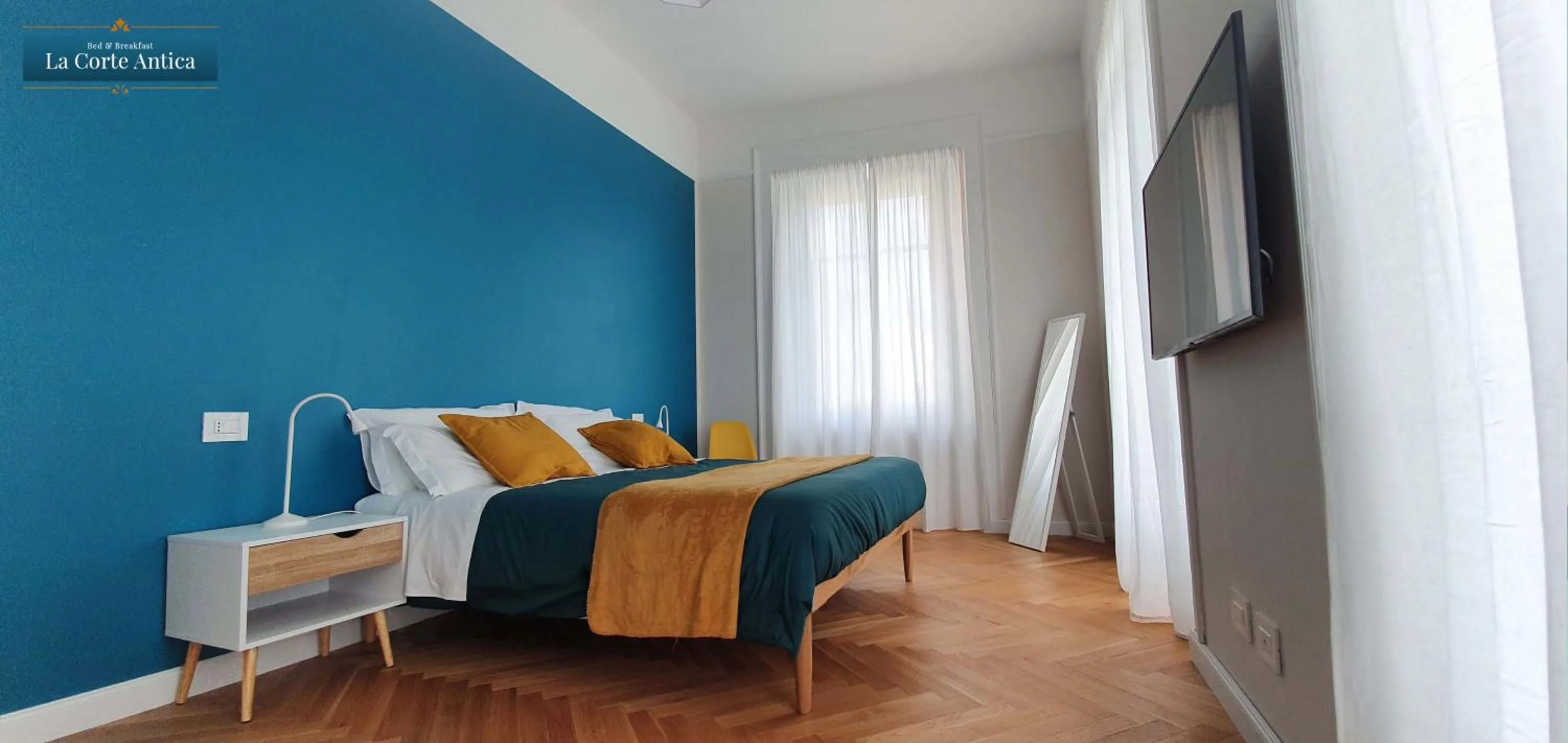 Bed in B&B La Corte Antica - Luino Lago Maggiore