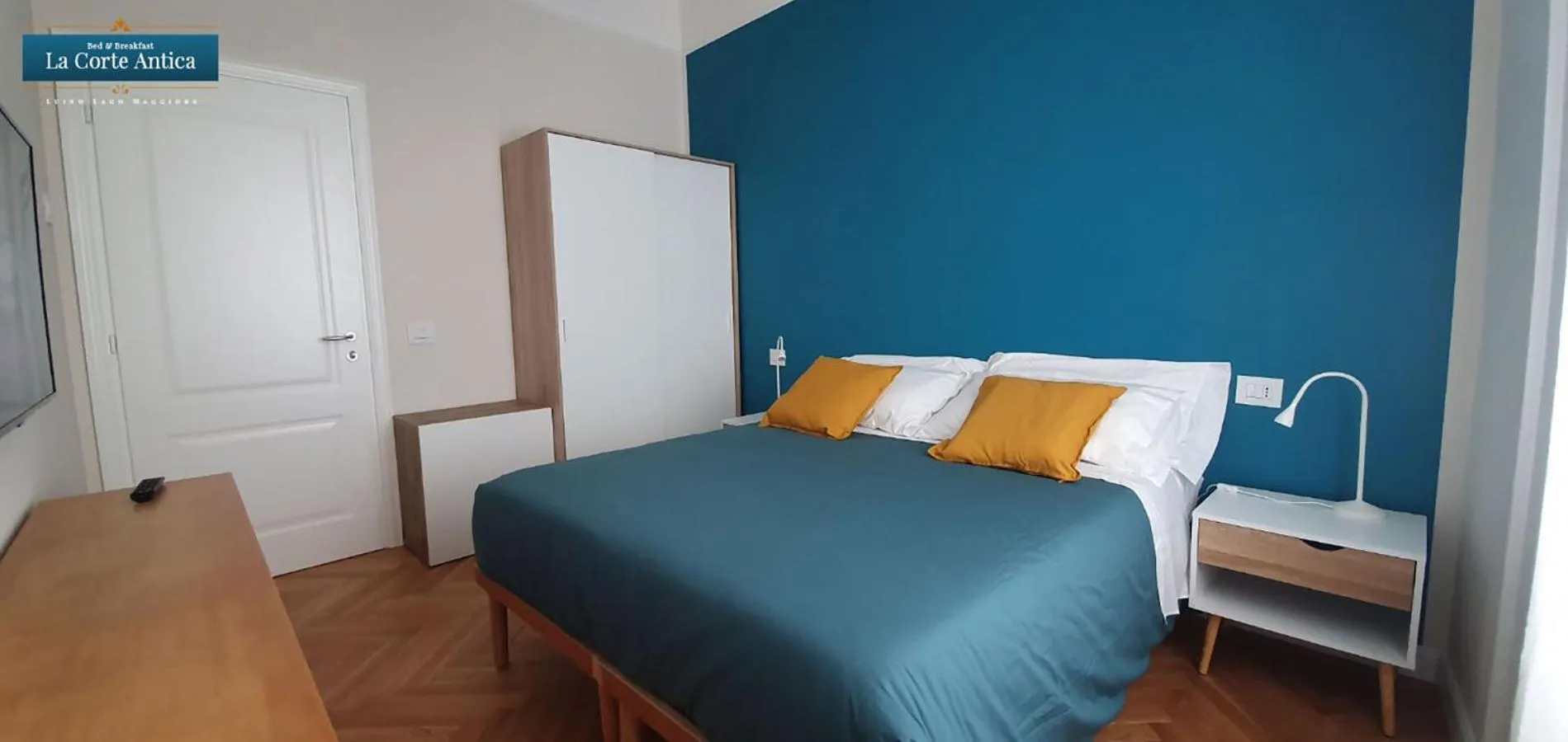 Bed in B&B La Corte Antica - Luino Lago Maggiore