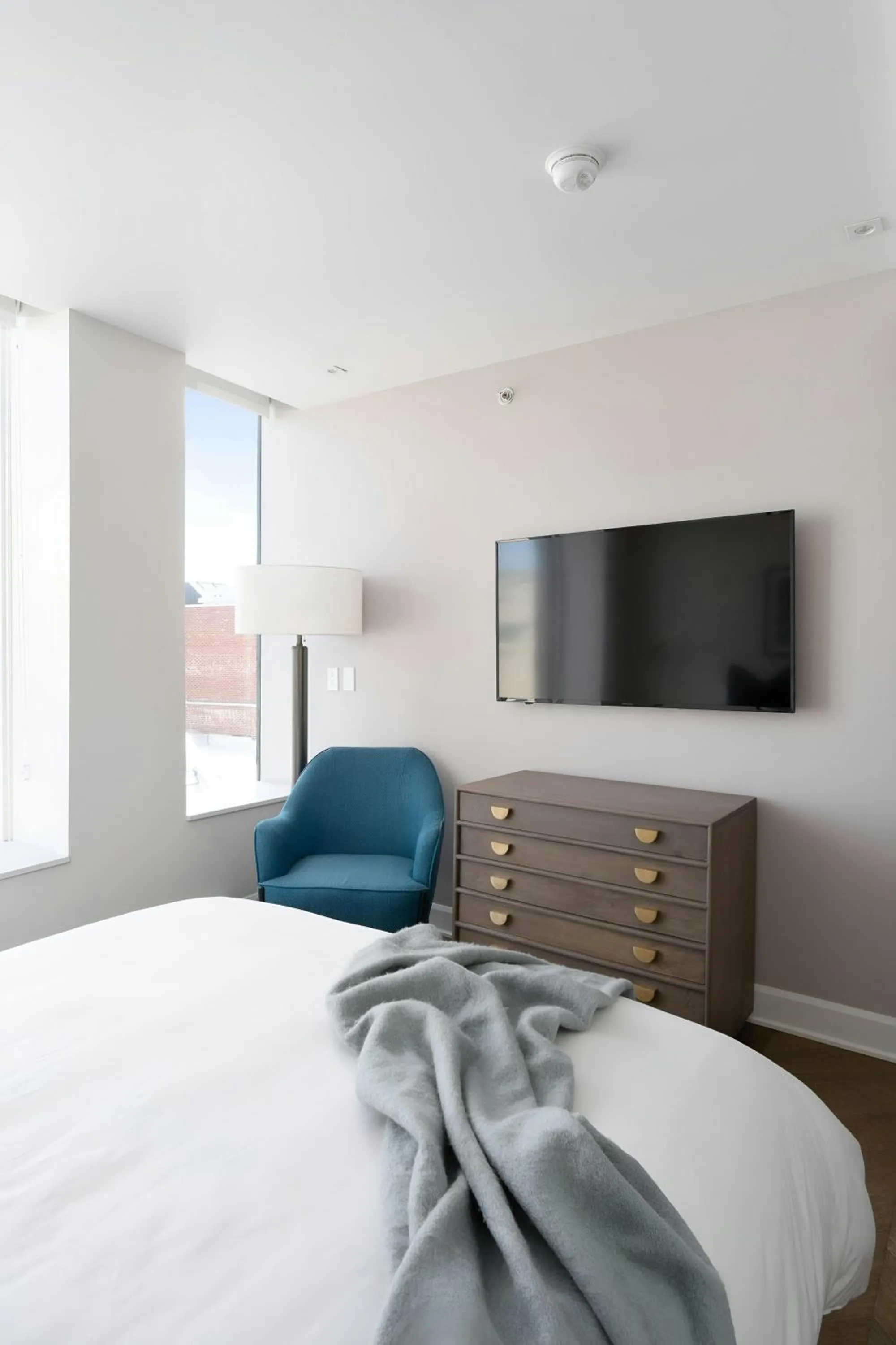 Bedroom in Sonder by Marriott Bonvoy La Galerie