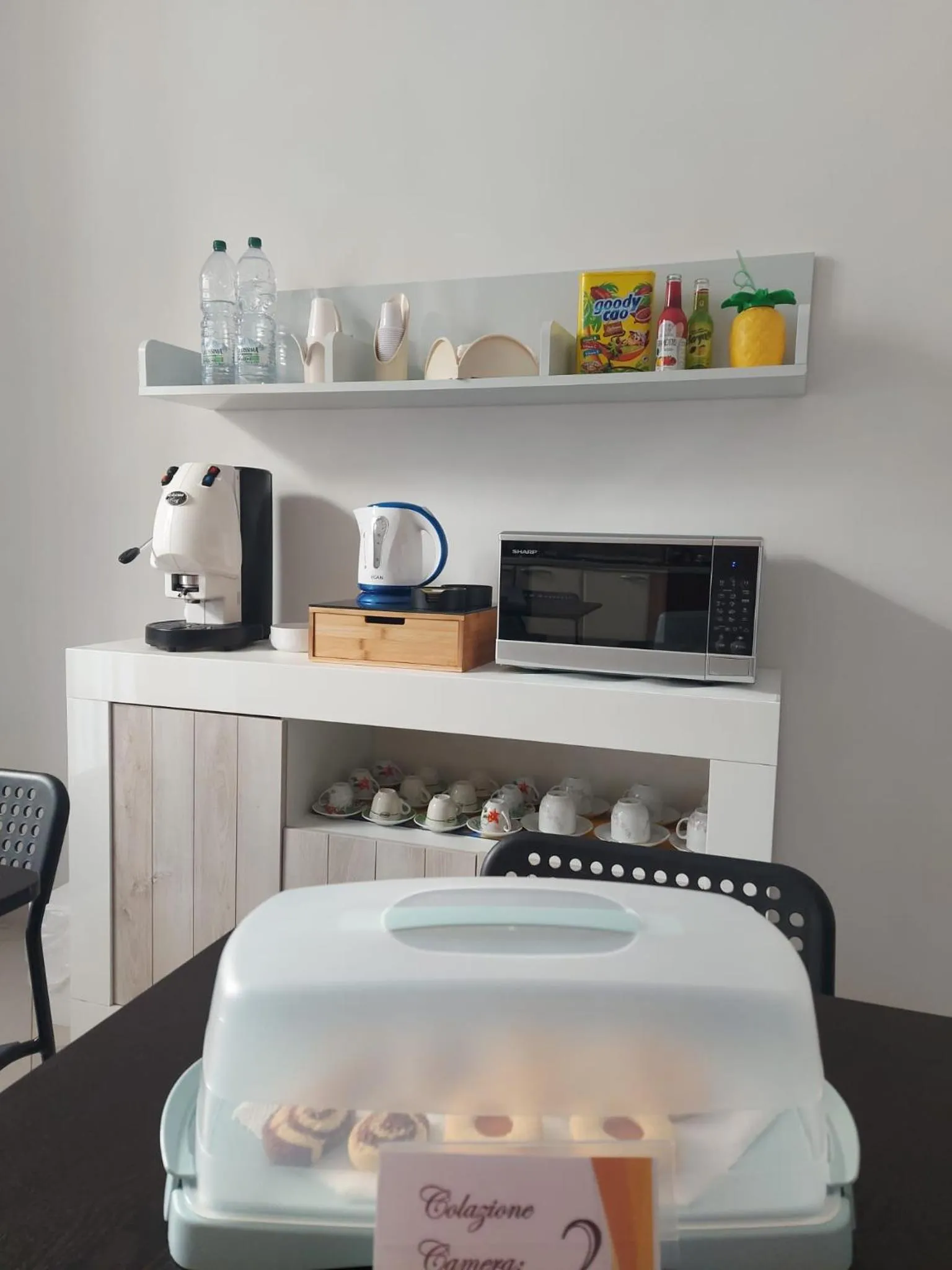 Coffee/tea facilities in Arte Mia B&B