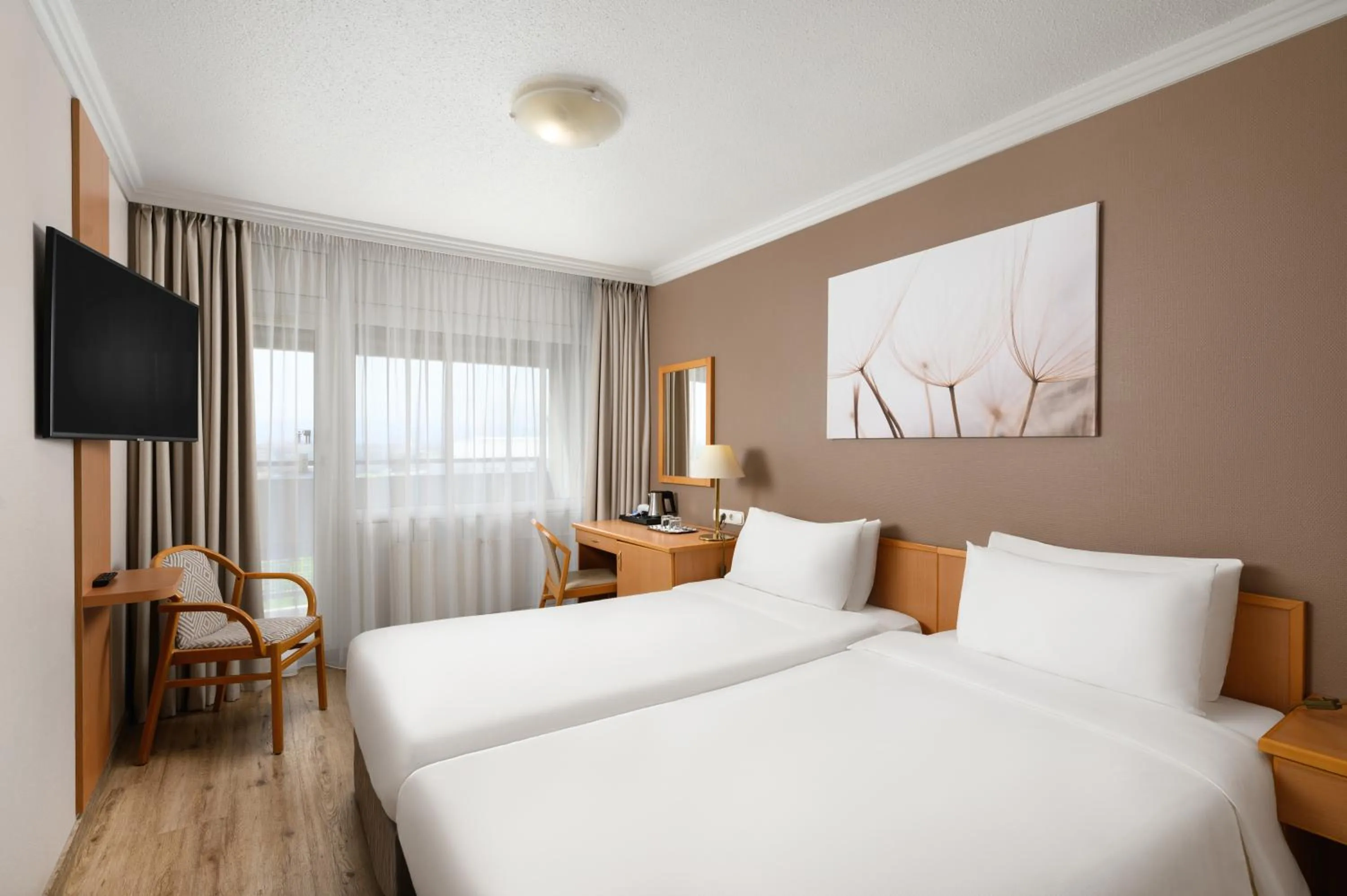 Photo of the whole room, Bed in Danubius Hotel Arena