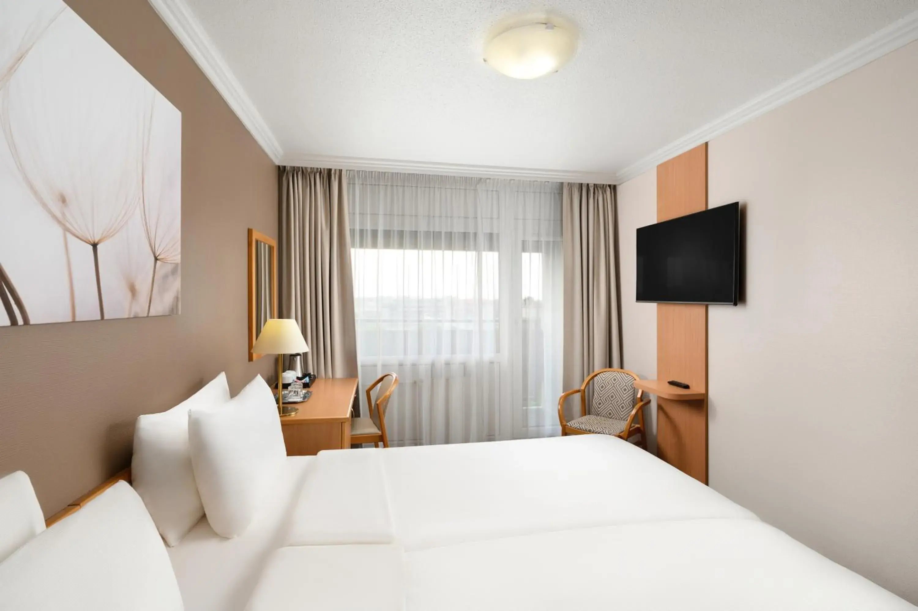 Balcony/Terrace, Bed in Danubius Hotel Arena Balcony/Terrace, Bed in Danubius Hotel Arena