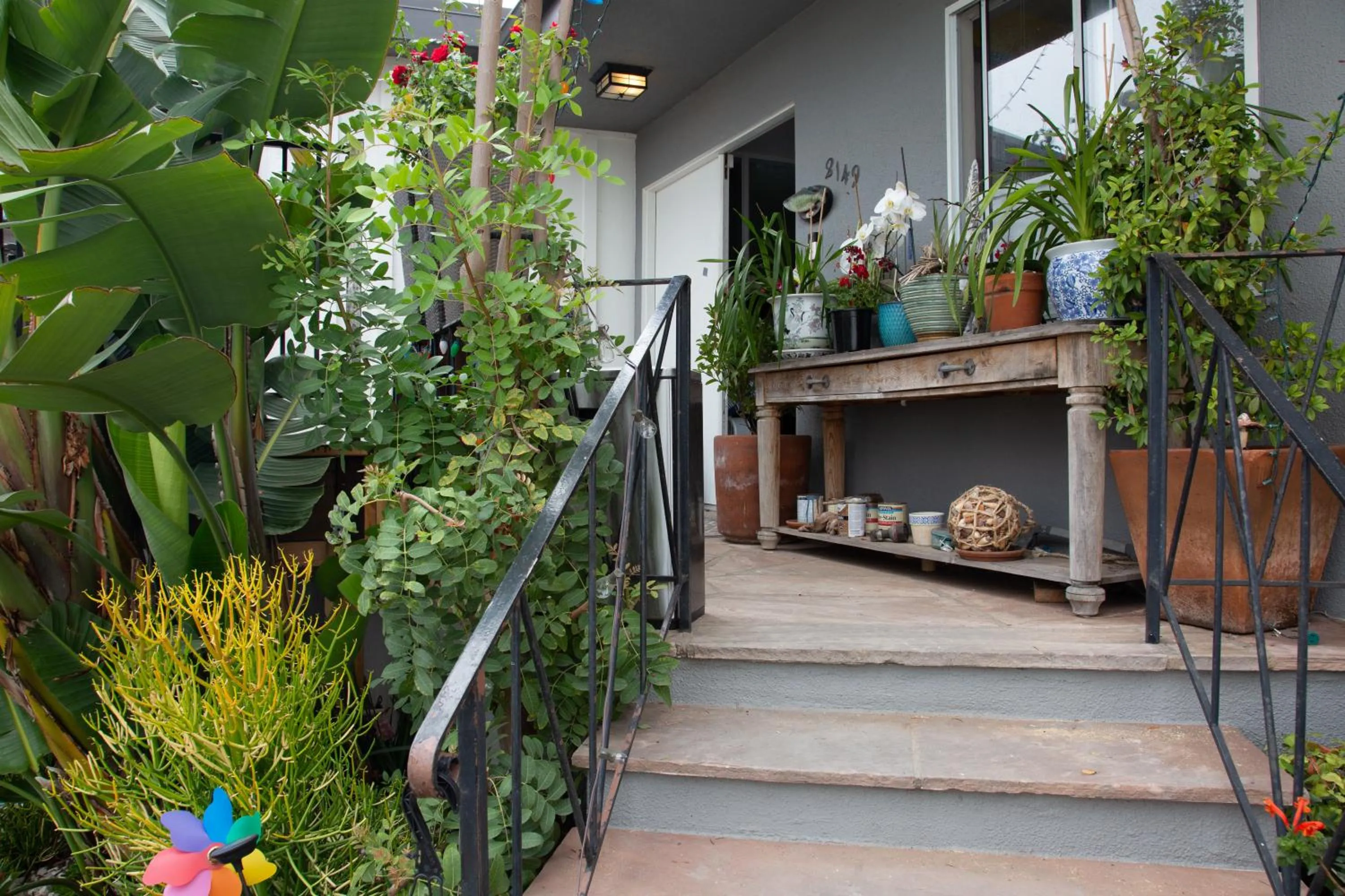 Facade/entrance in Overlooking Marina del Rey sailboats, is Green Ginger Playa Del Rey on the bluff,