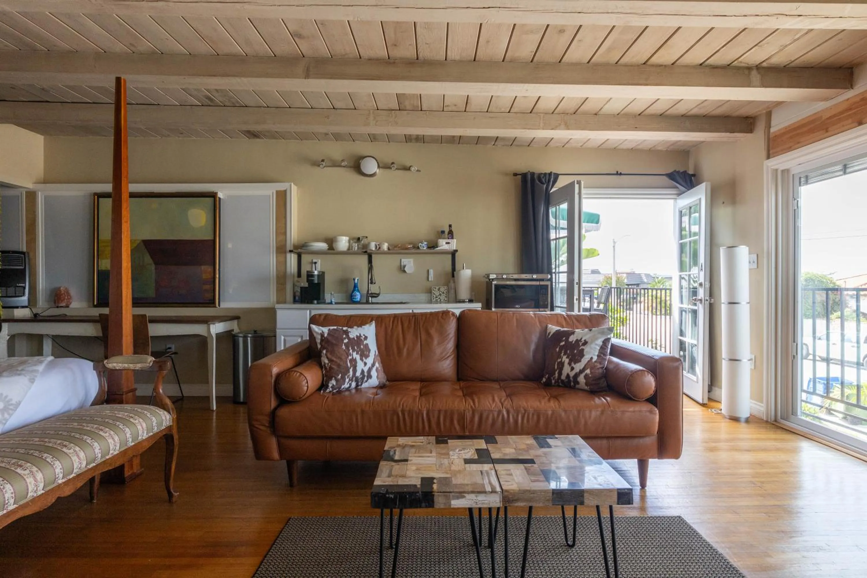 Balcony/Terrace, Bed in Overlooking Marina del Rey sailboats, is Green Ginger Playa Del Rey on the bluff,