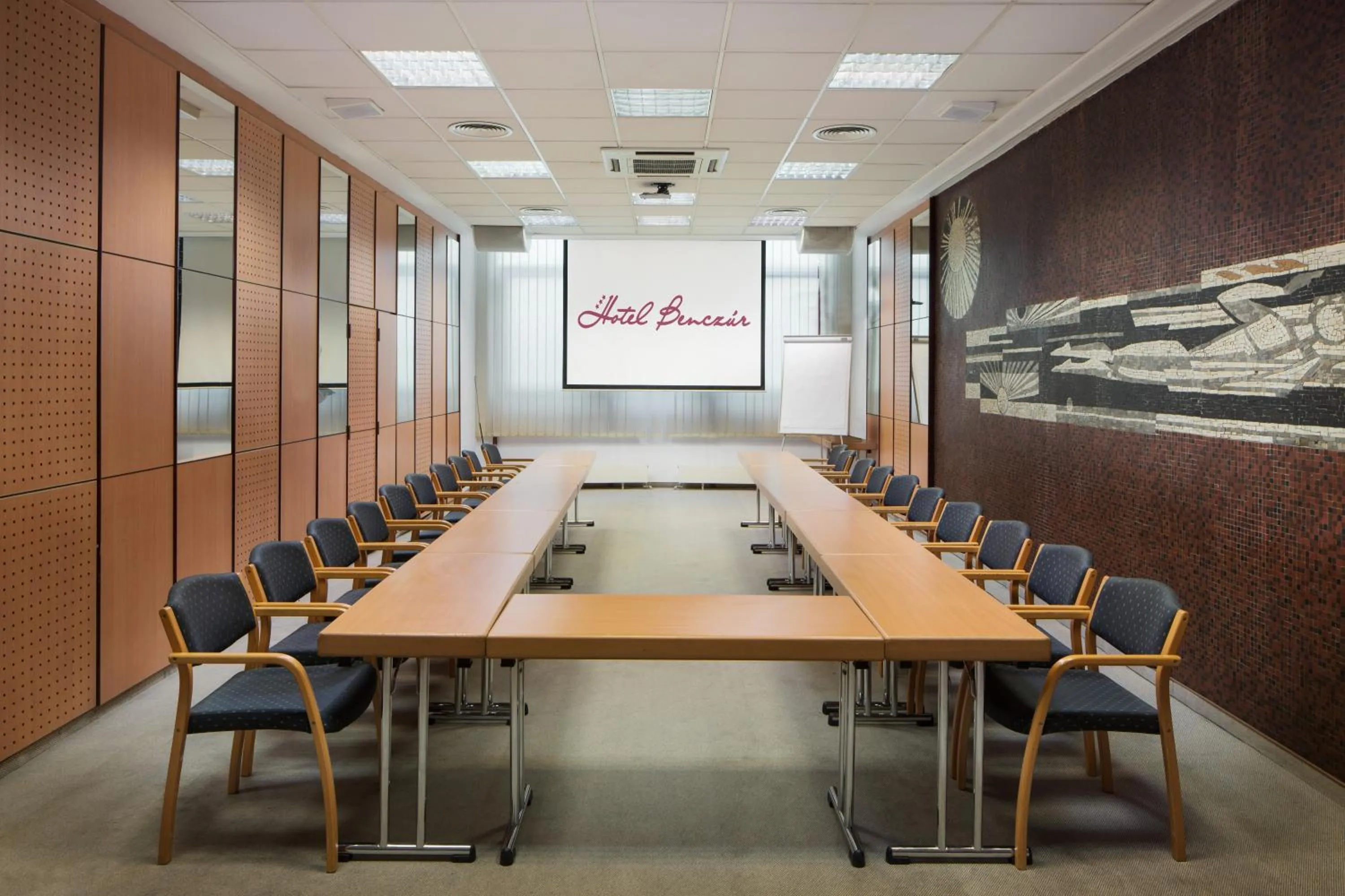 Banquet/Function facilities in Benczur Hotel