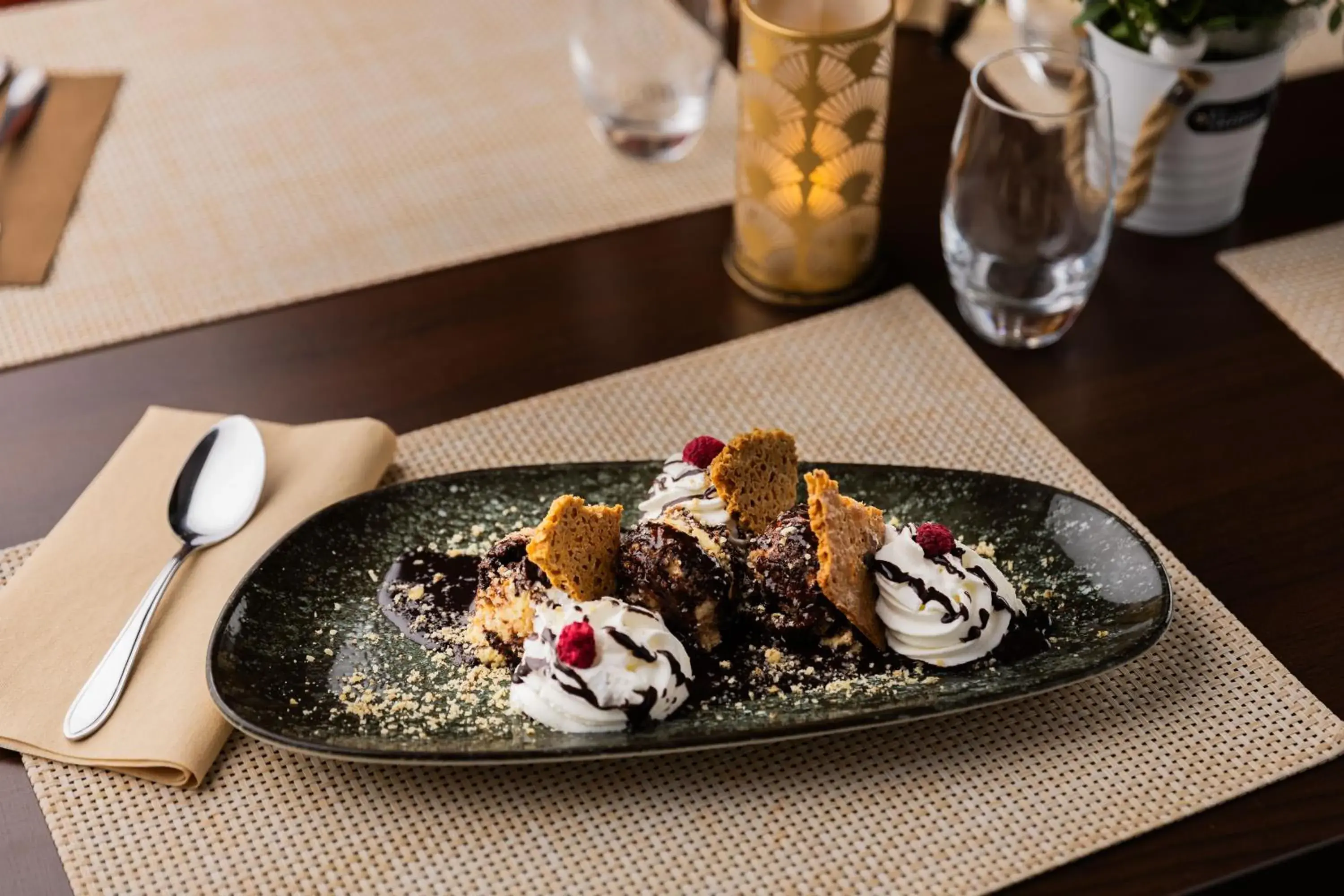 Restaurant/places to eat in Benczur Hotel Restaurant/places to eat in Benczur Hotel