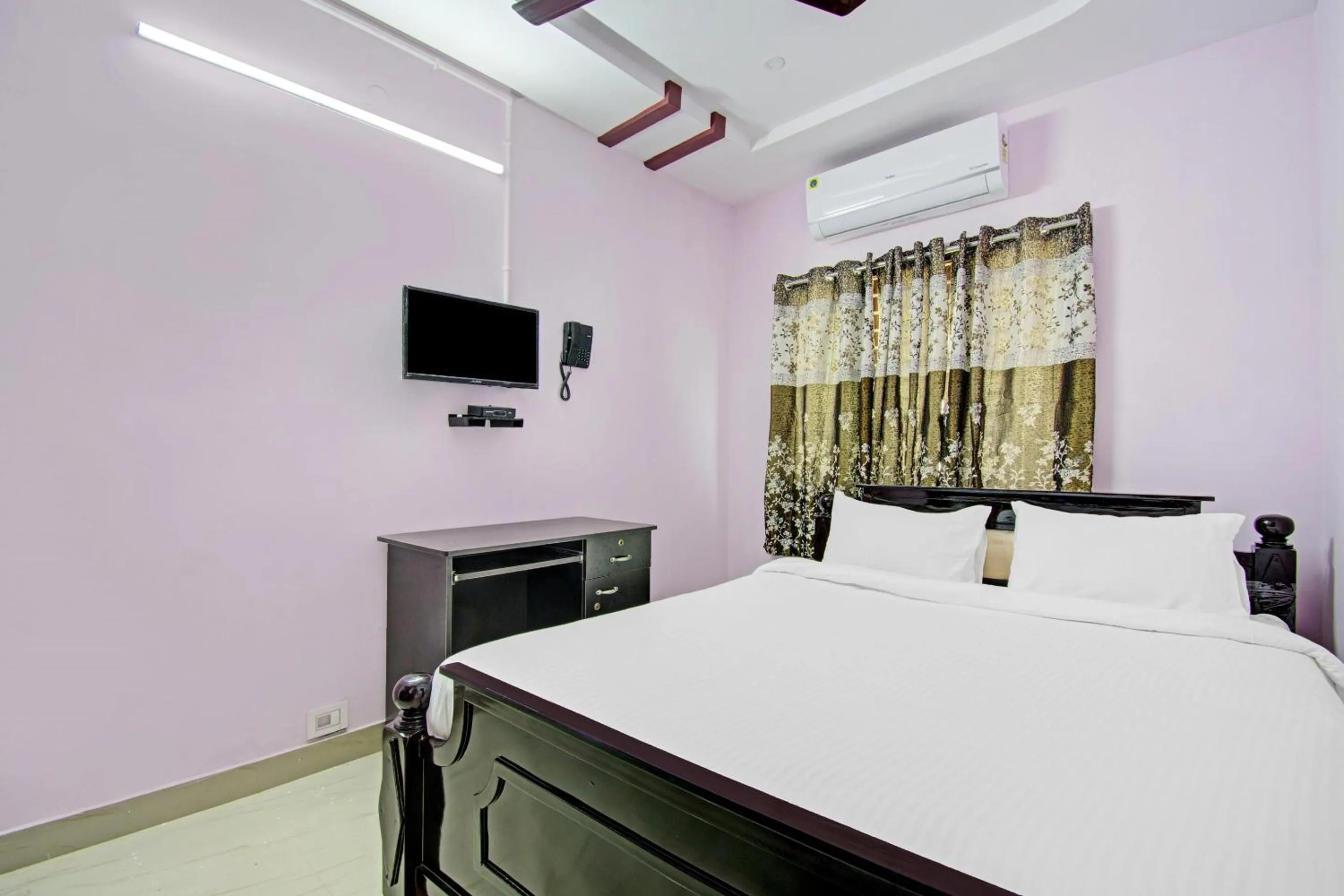 Bedroom, Bed in Hotel O Sea Coastal