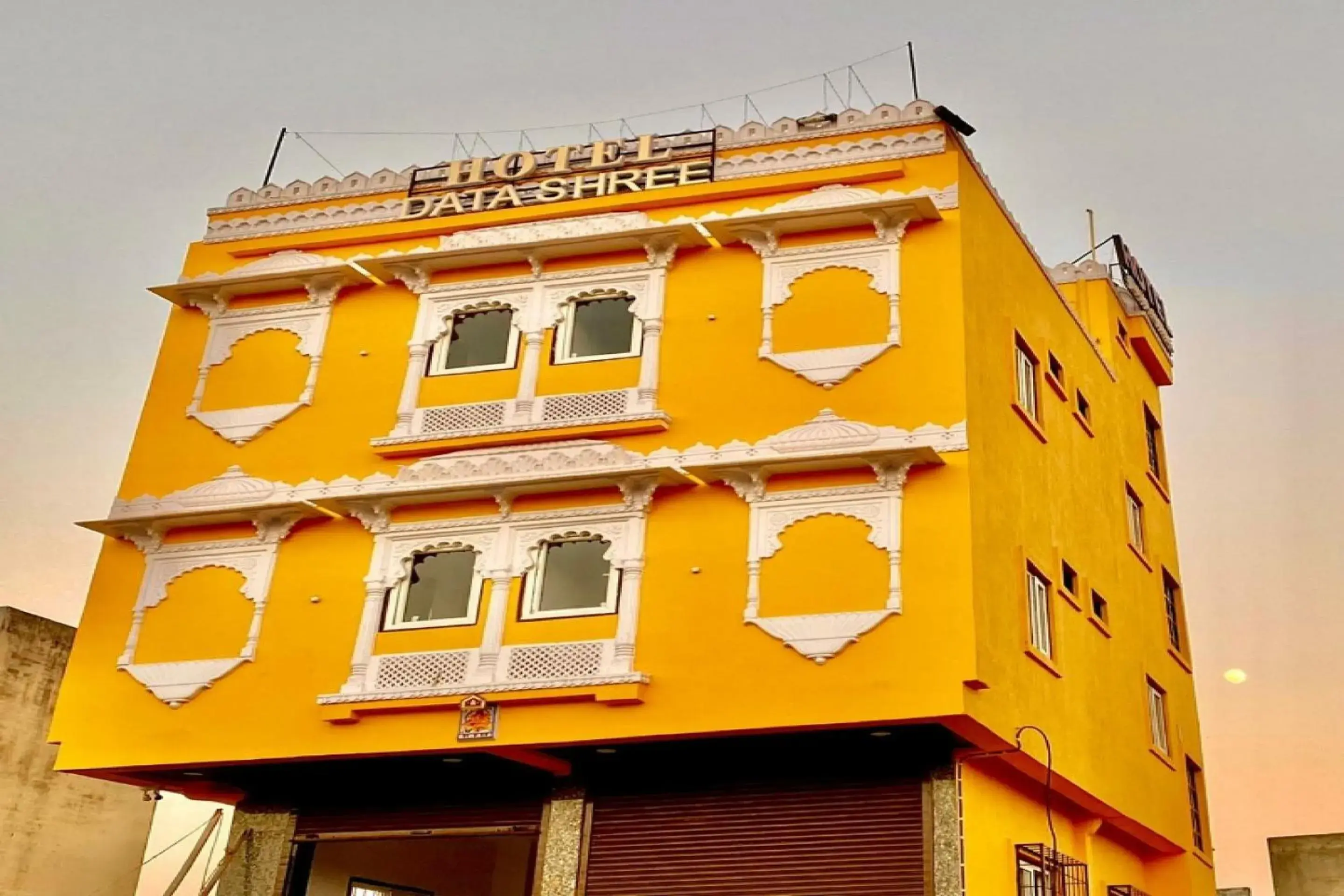 Facade/entrance in Hotel O Data Shree Facade/entrance in Hotel O Data Shree