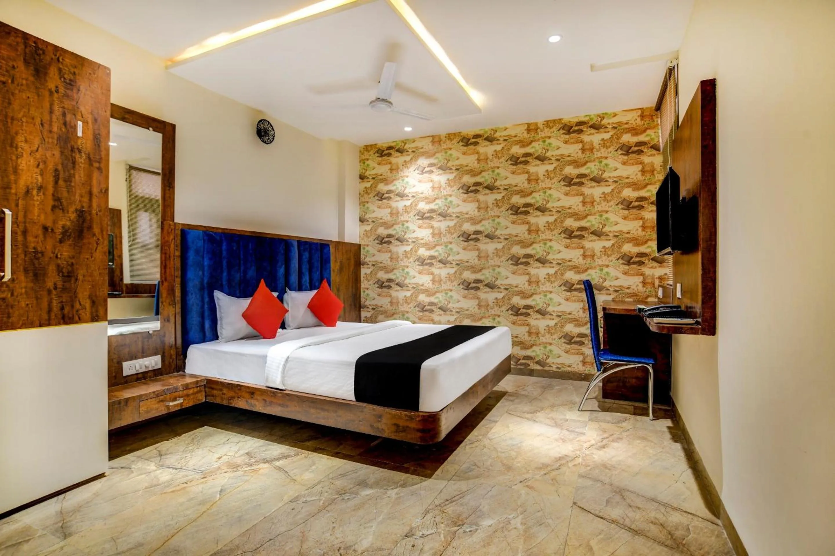 Bedroom, Bed in Capital O Abri Krishna
