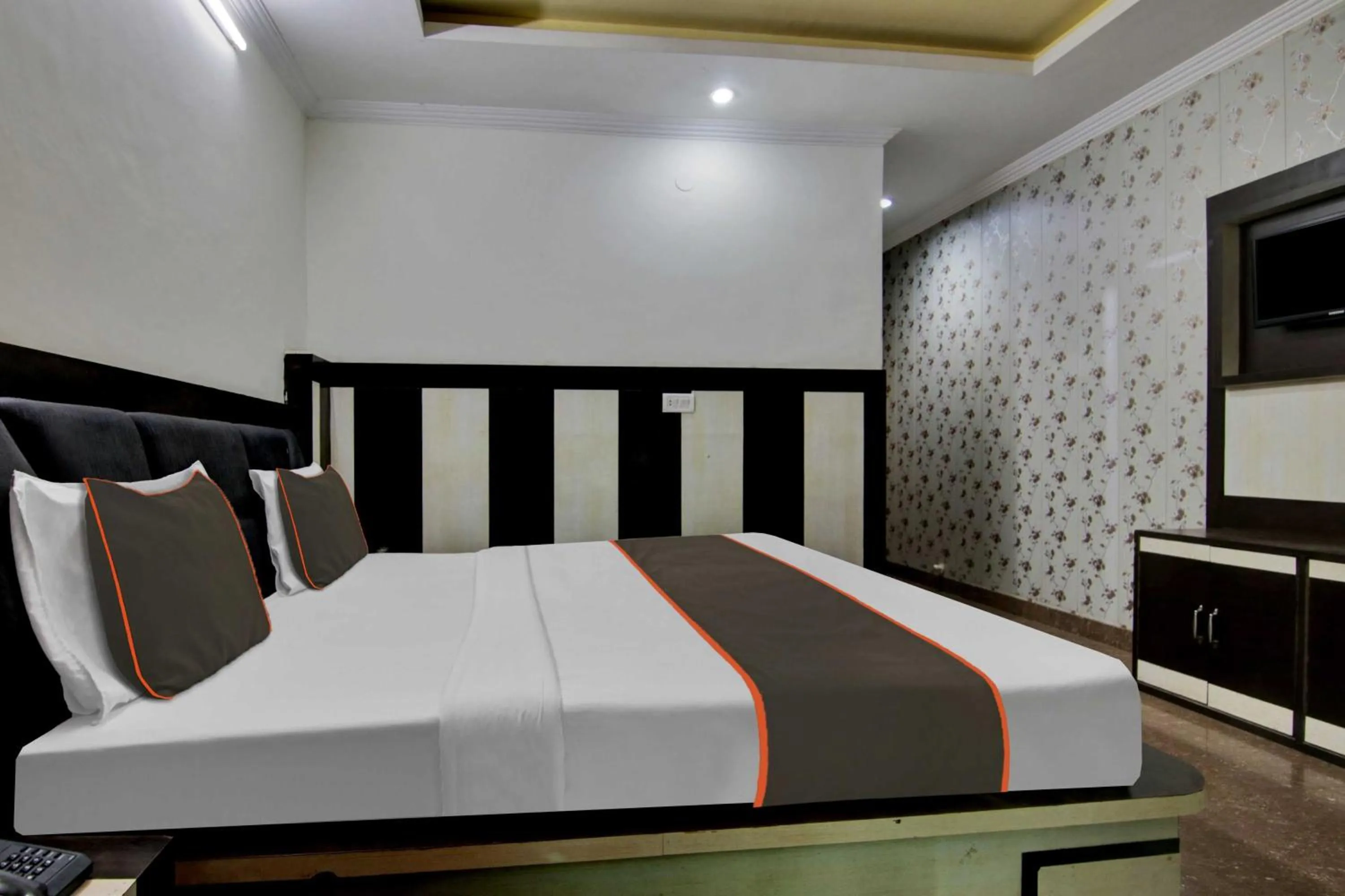 Bedroom in Collection O The Shree Dhar Niwas