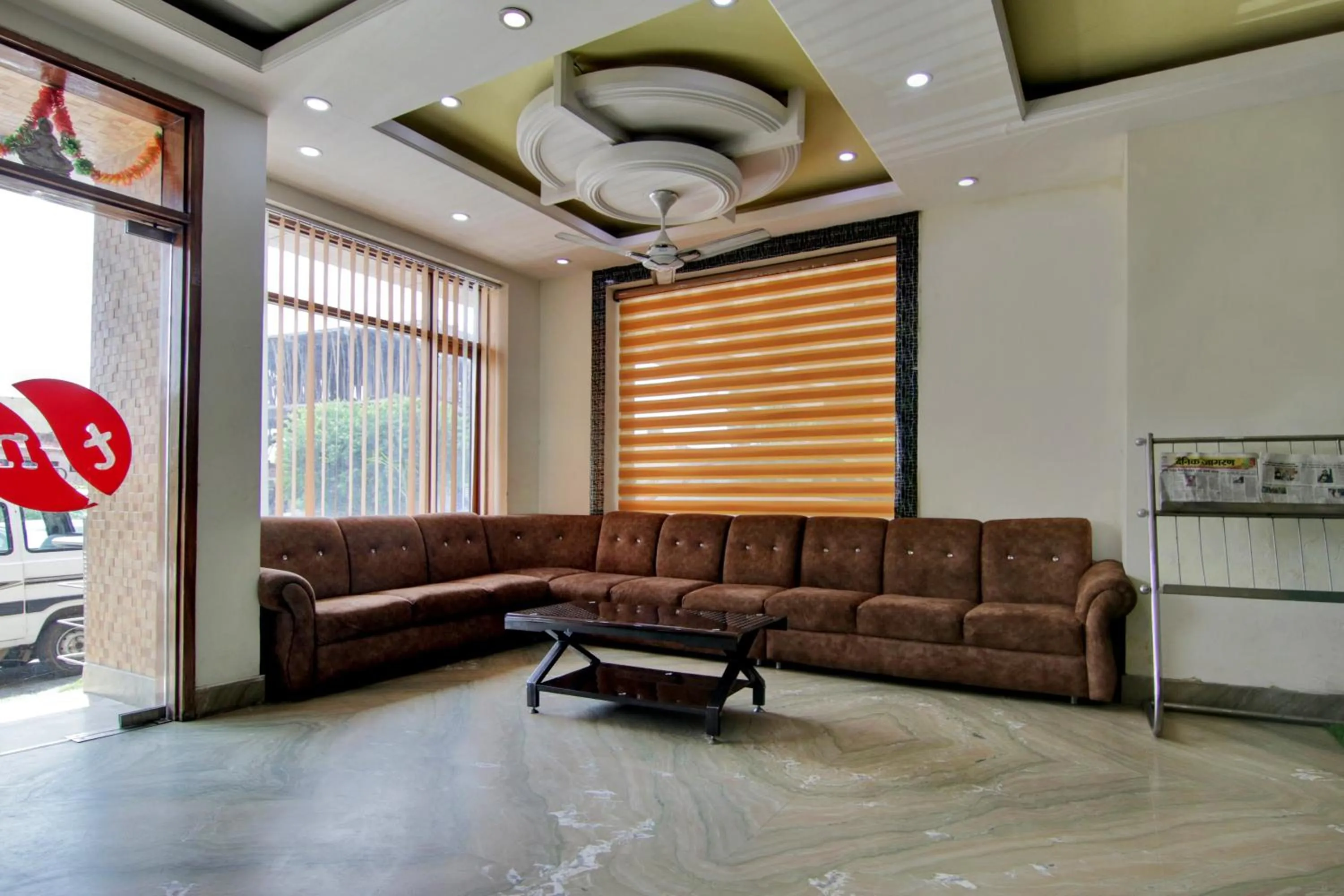 Lobby or reception in Collection O The Shree Dhar Niwas