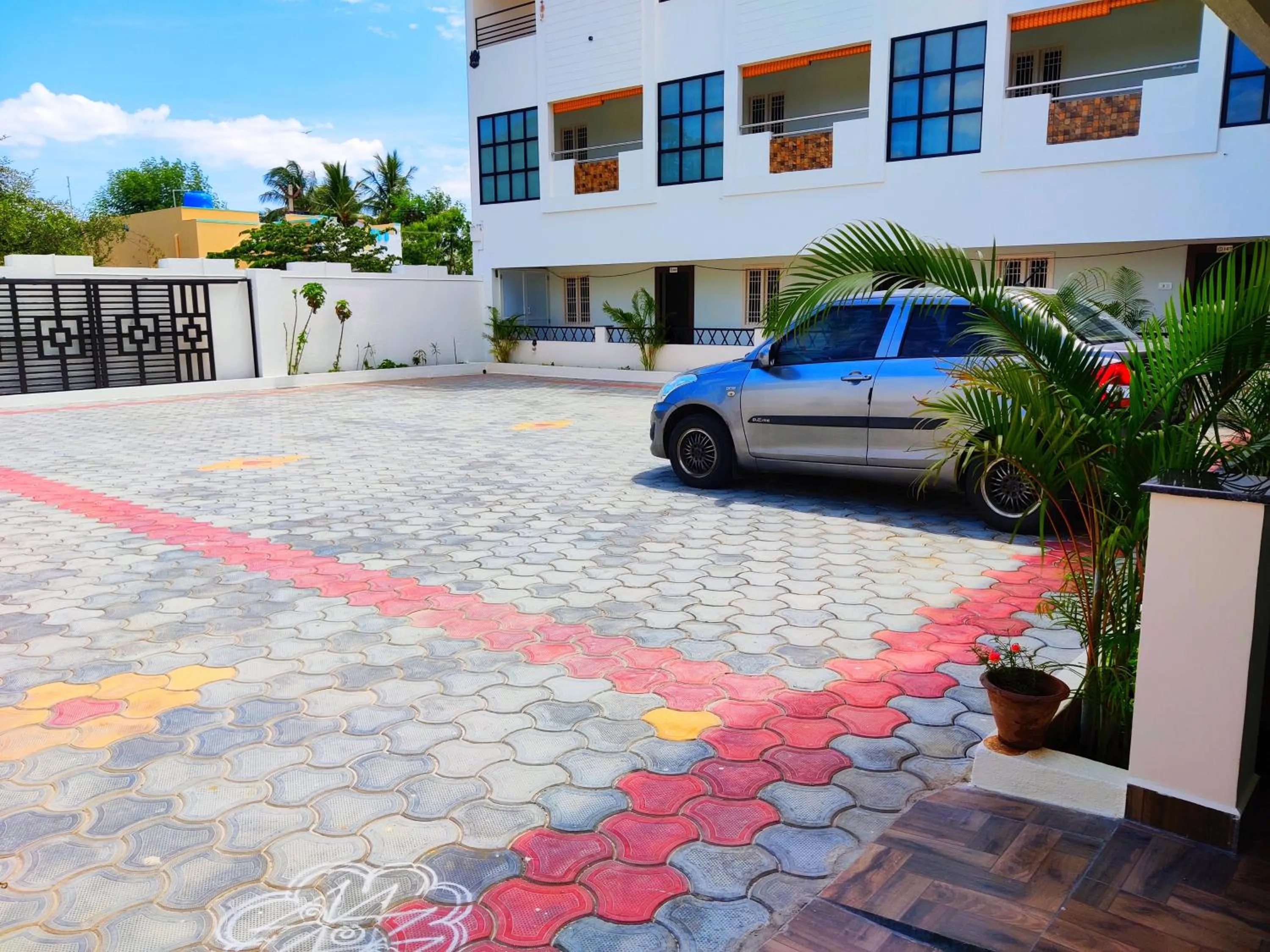 Facade/entrance in THAAI RESIDENCY