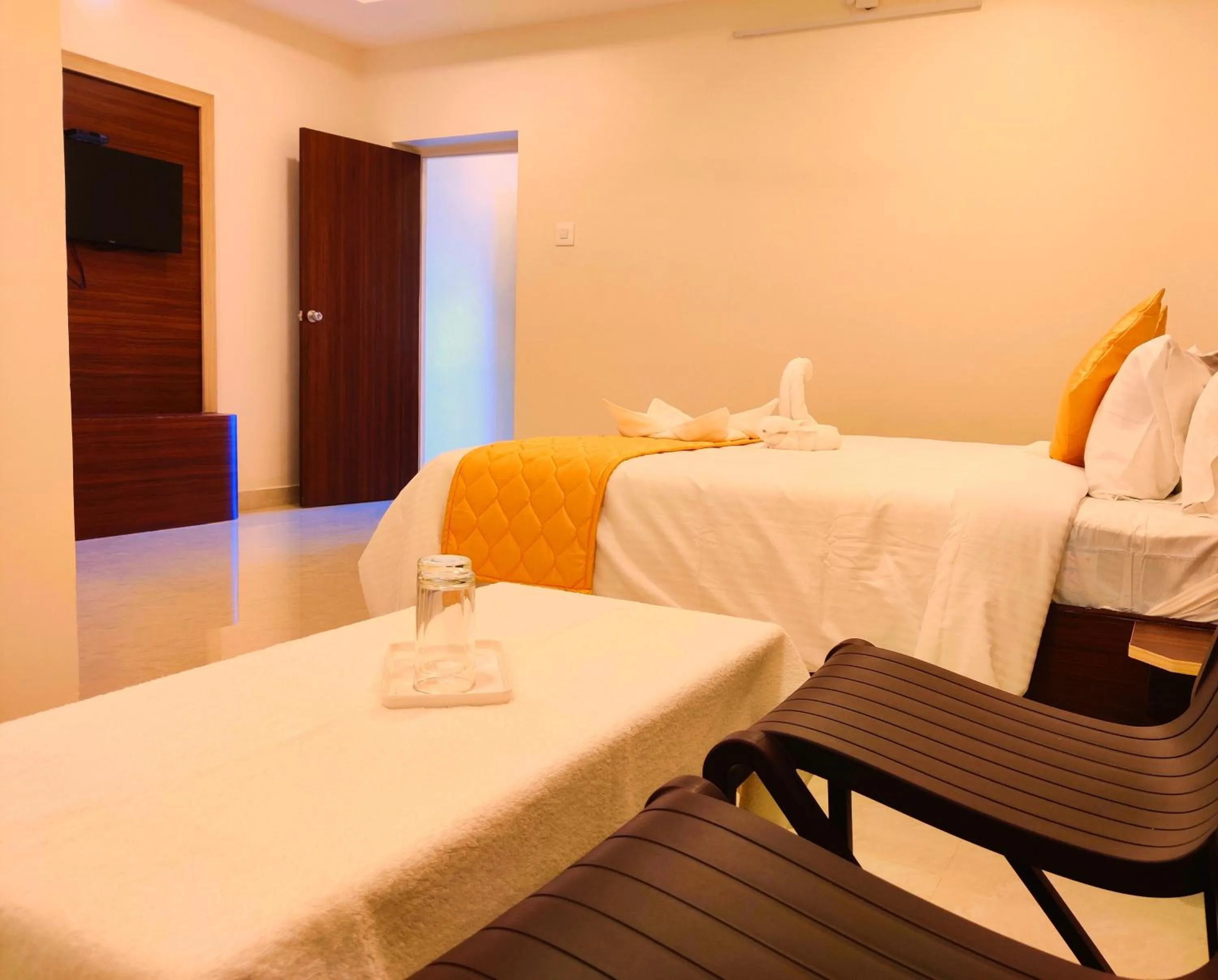 Bedroom, Bed in THAAI RESIDENCY