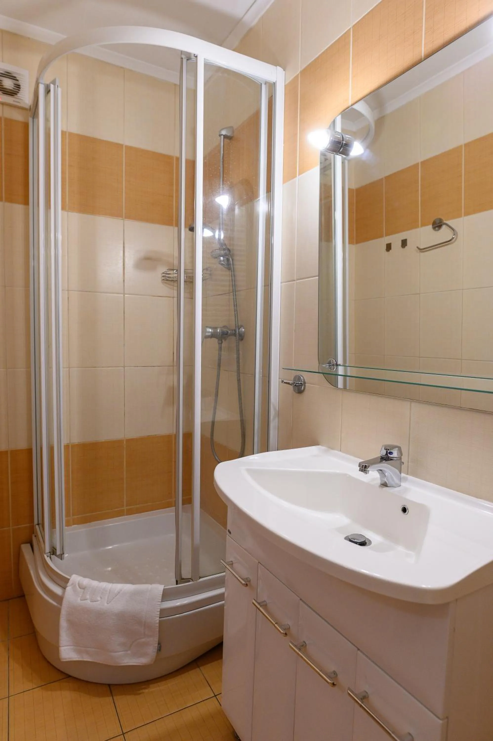Shower in Wydma Park