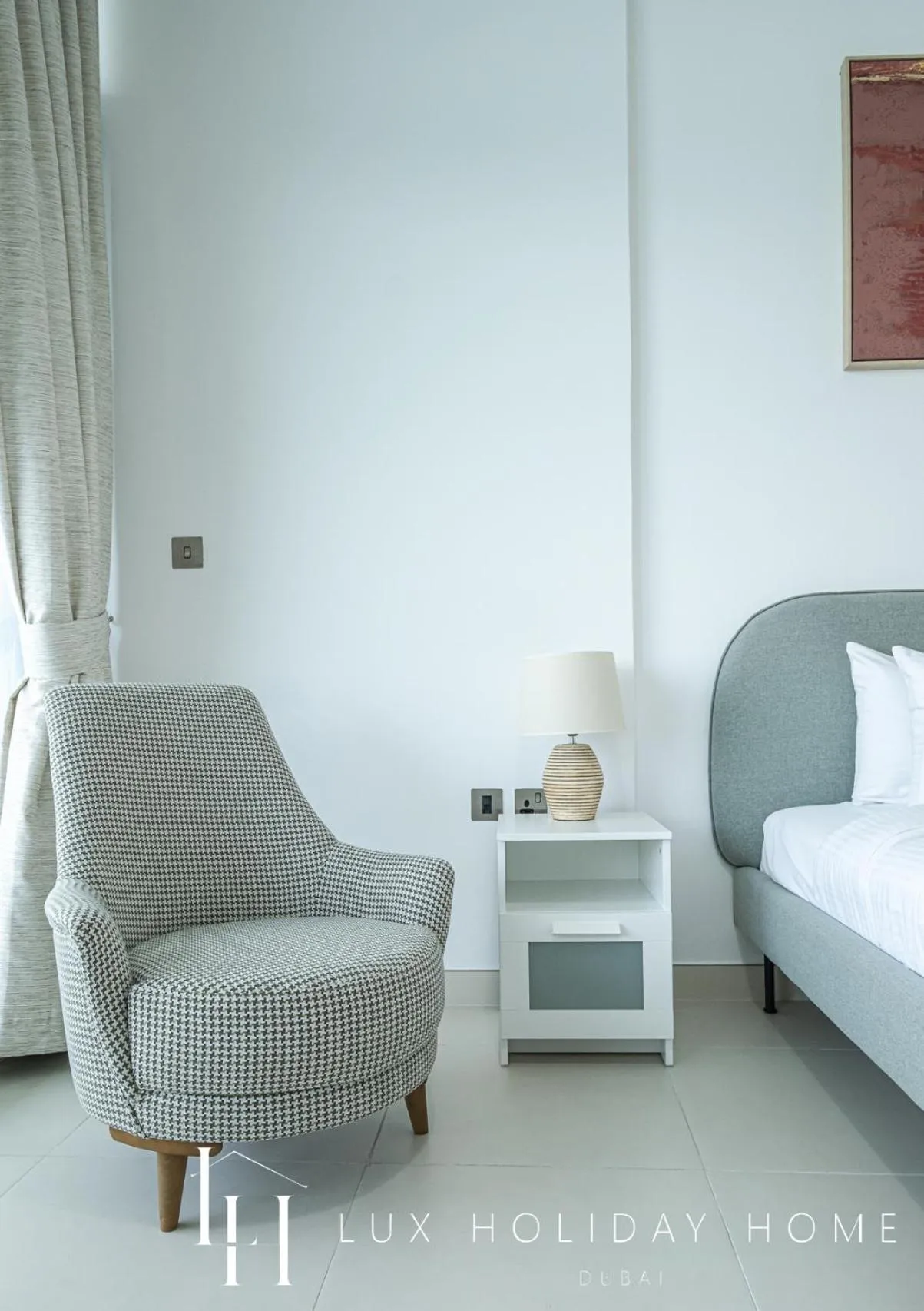 Bedroom, Bed in LUX Opulent Island Suite 6 Burj View