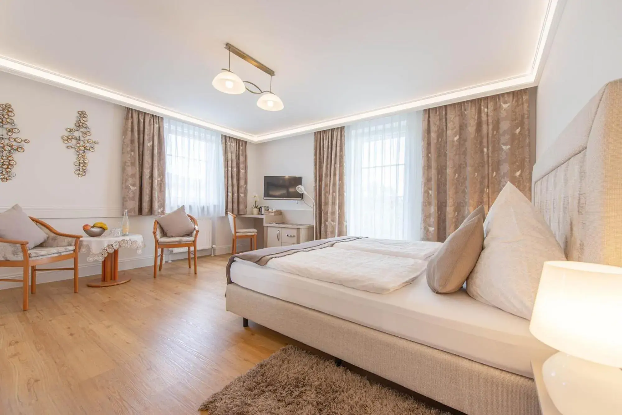 Deluxe Double Room with Balcony - single occupancy in Hotel Garni Lichtquelle Deluxe Double Room with Balcony - single occupancy in Hotel Garni Lichtquelle