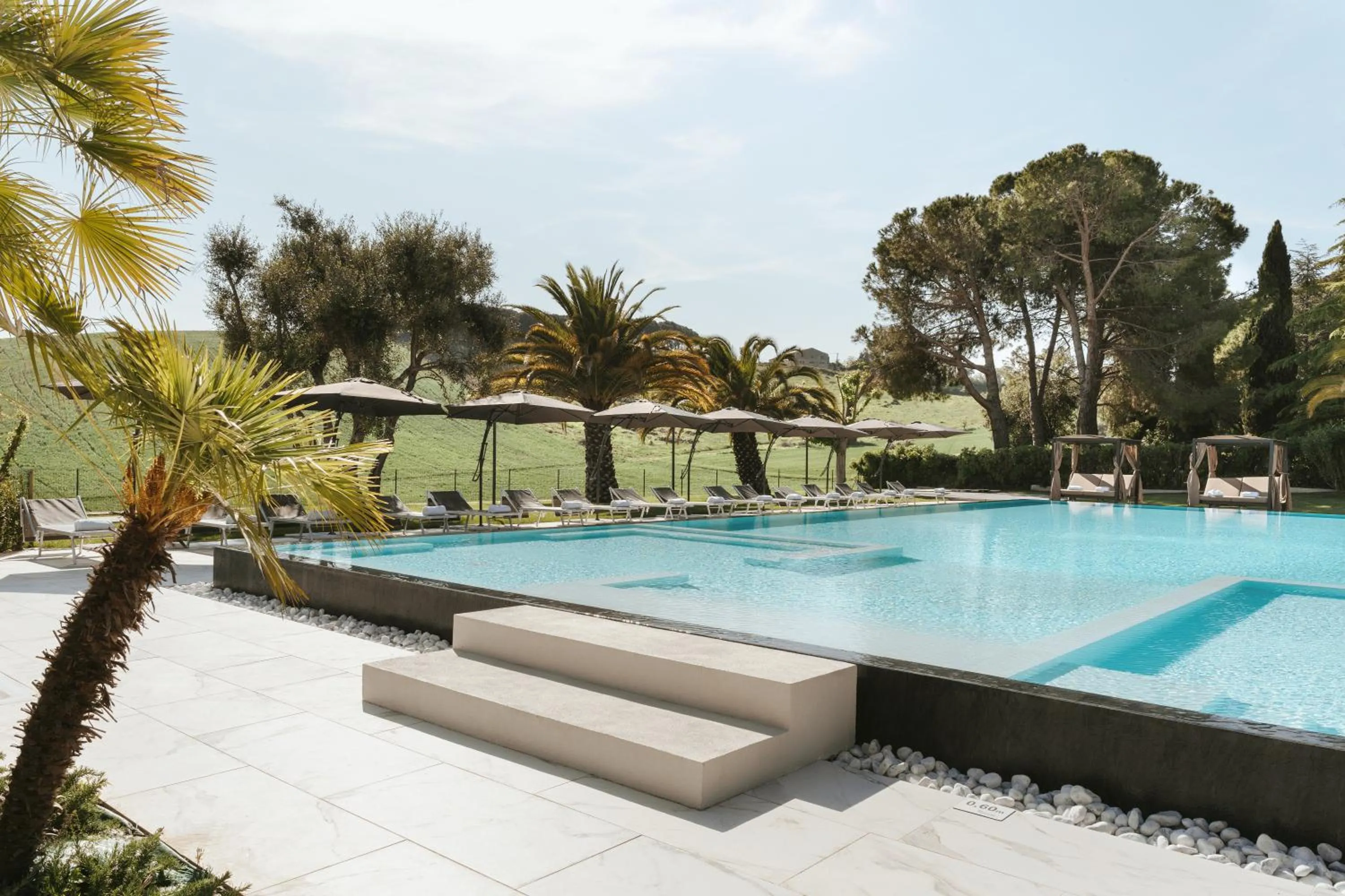 Swimming pool in Pietra Bianca Hotel