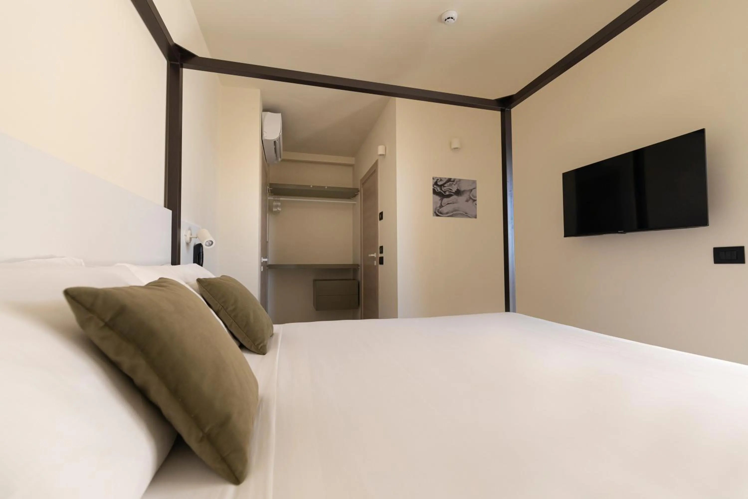 Bedroom, Bed in Pietra Bianca Hotel