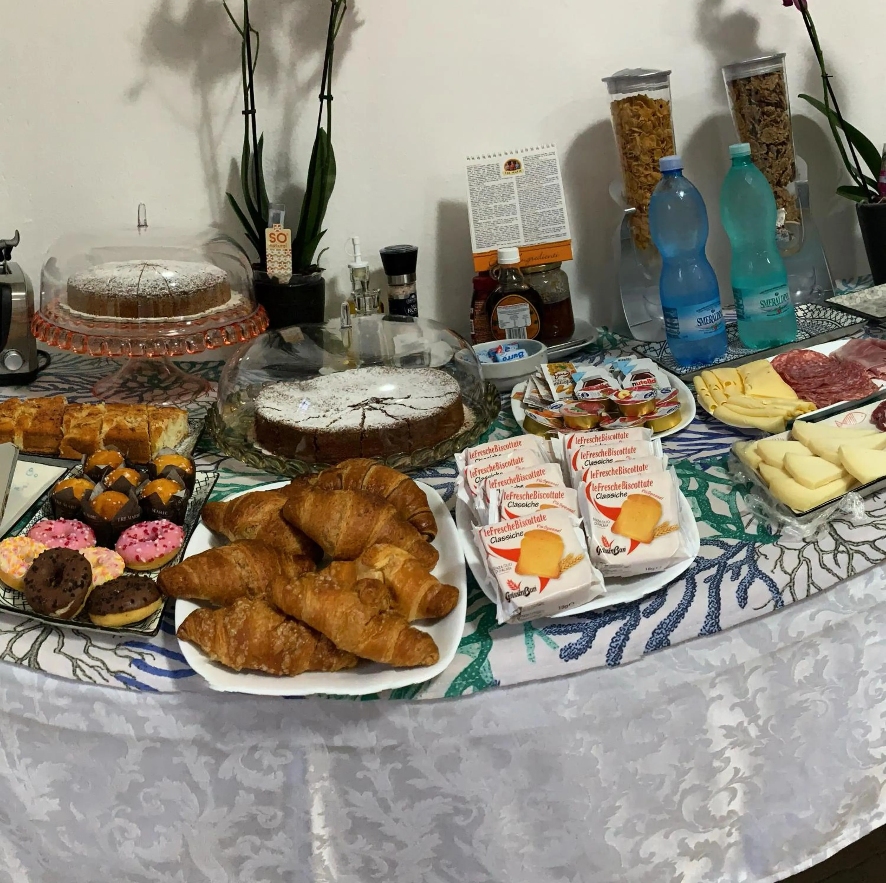 Buffet breakfast in B&B Bentu de Mari