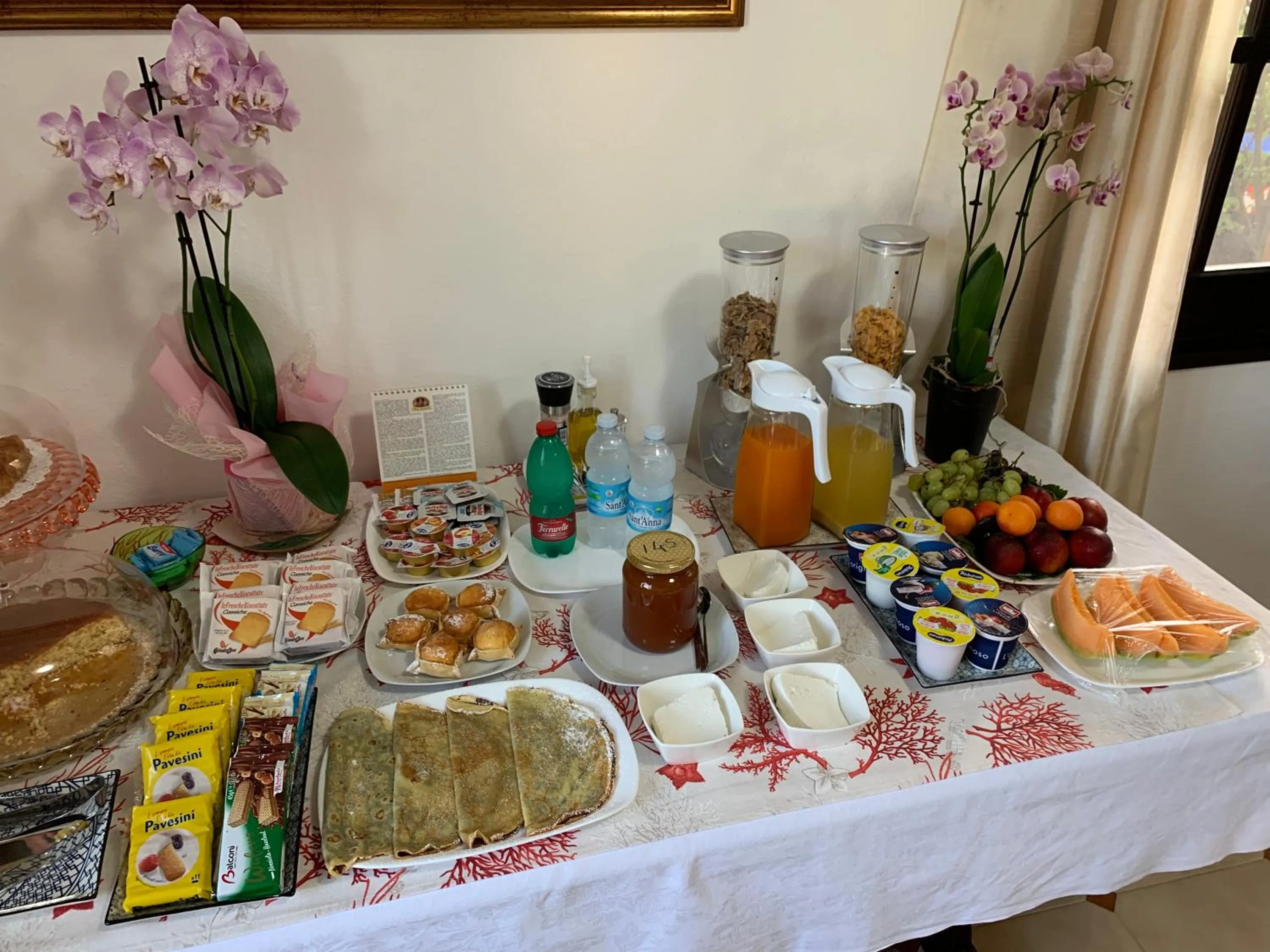 Buffet breakfast in B&B Bentu de Mari