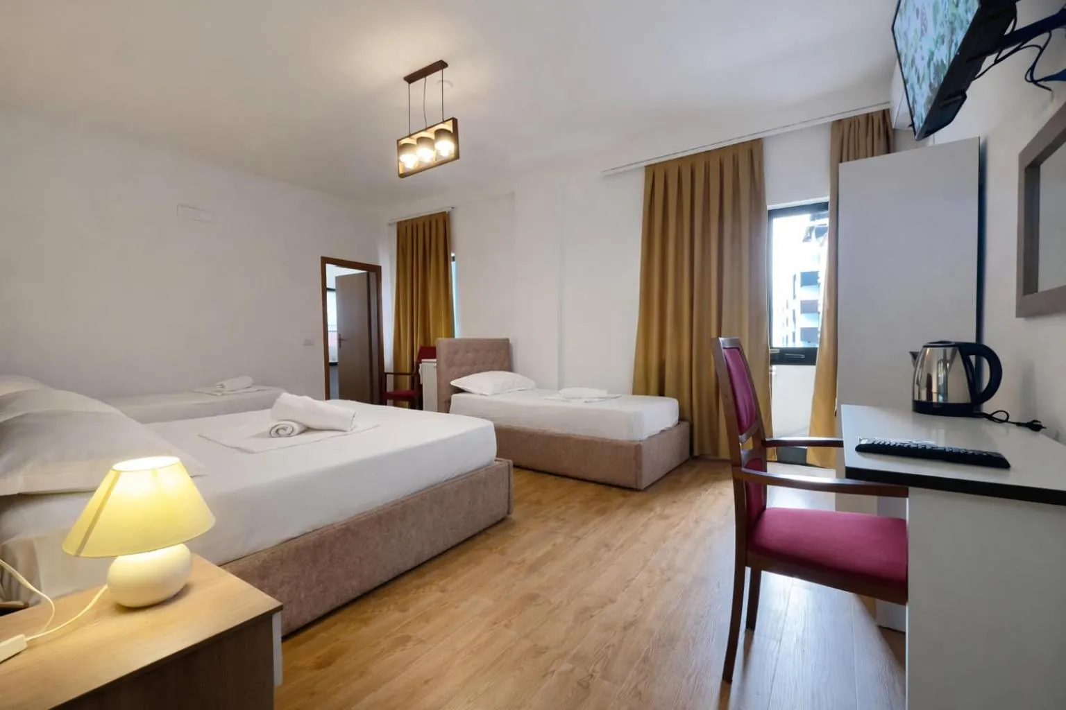 Photo of the whole room, Bed in Hotel Globo
