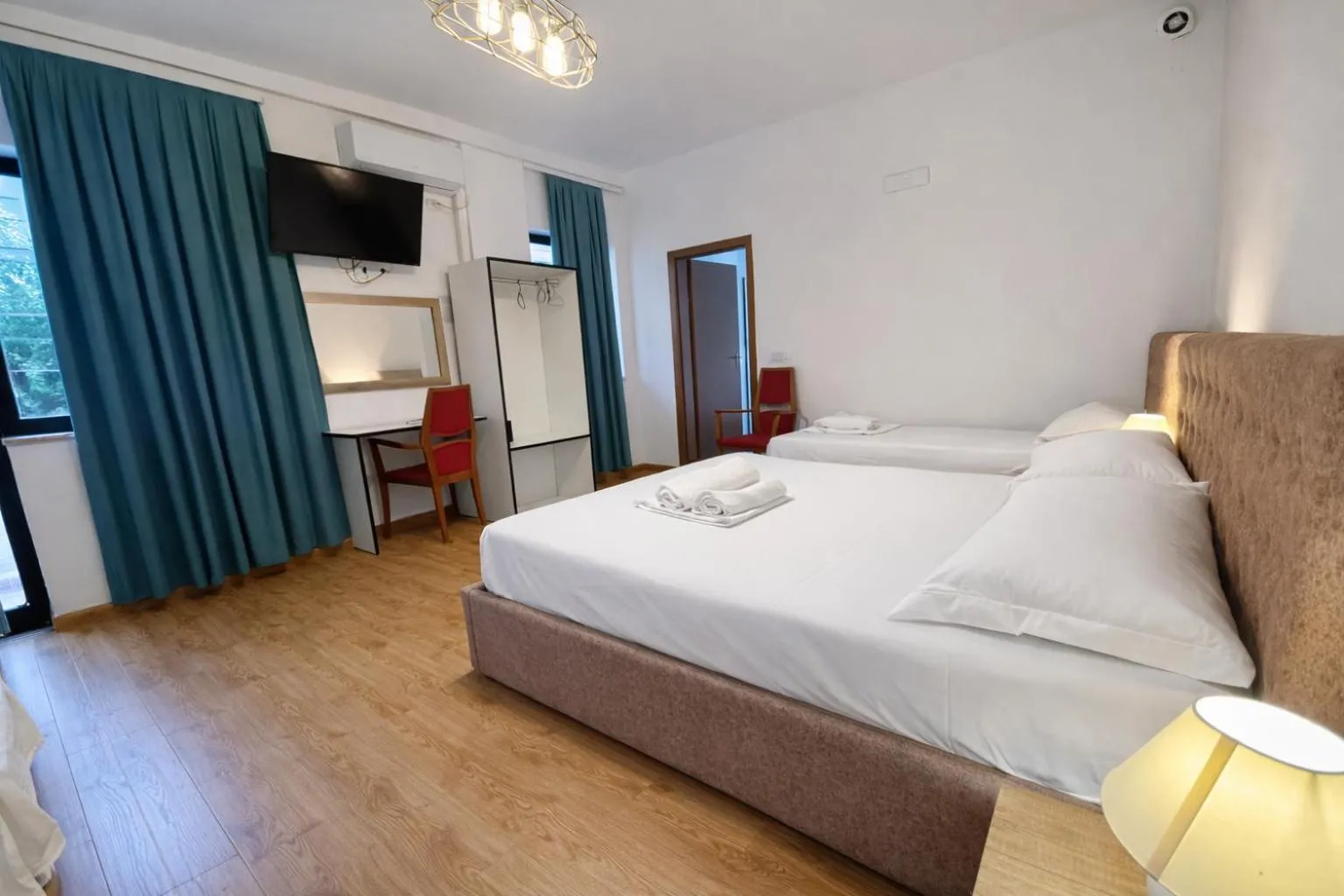 Photo of the whole room, Bed in Hotel Globo