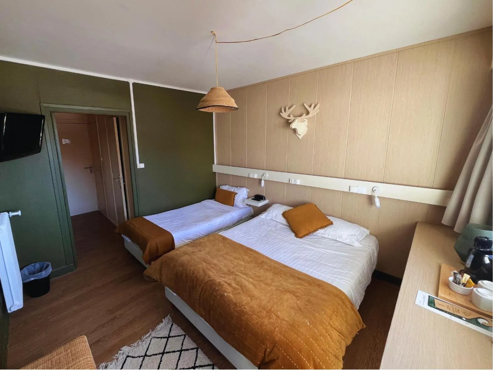 Bedroom in Hotel Perdrix