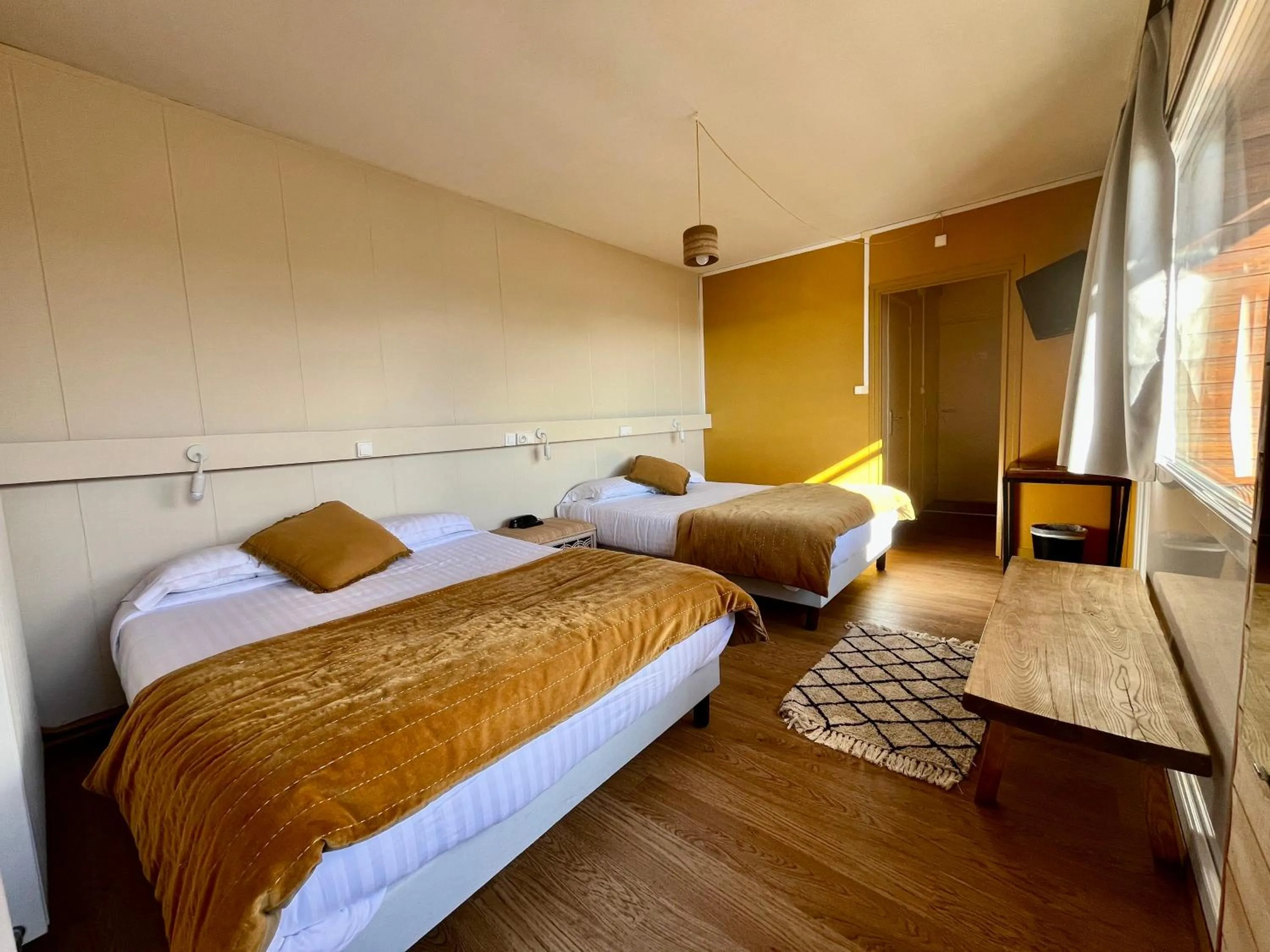 Bedroom in Hotel Perdrix