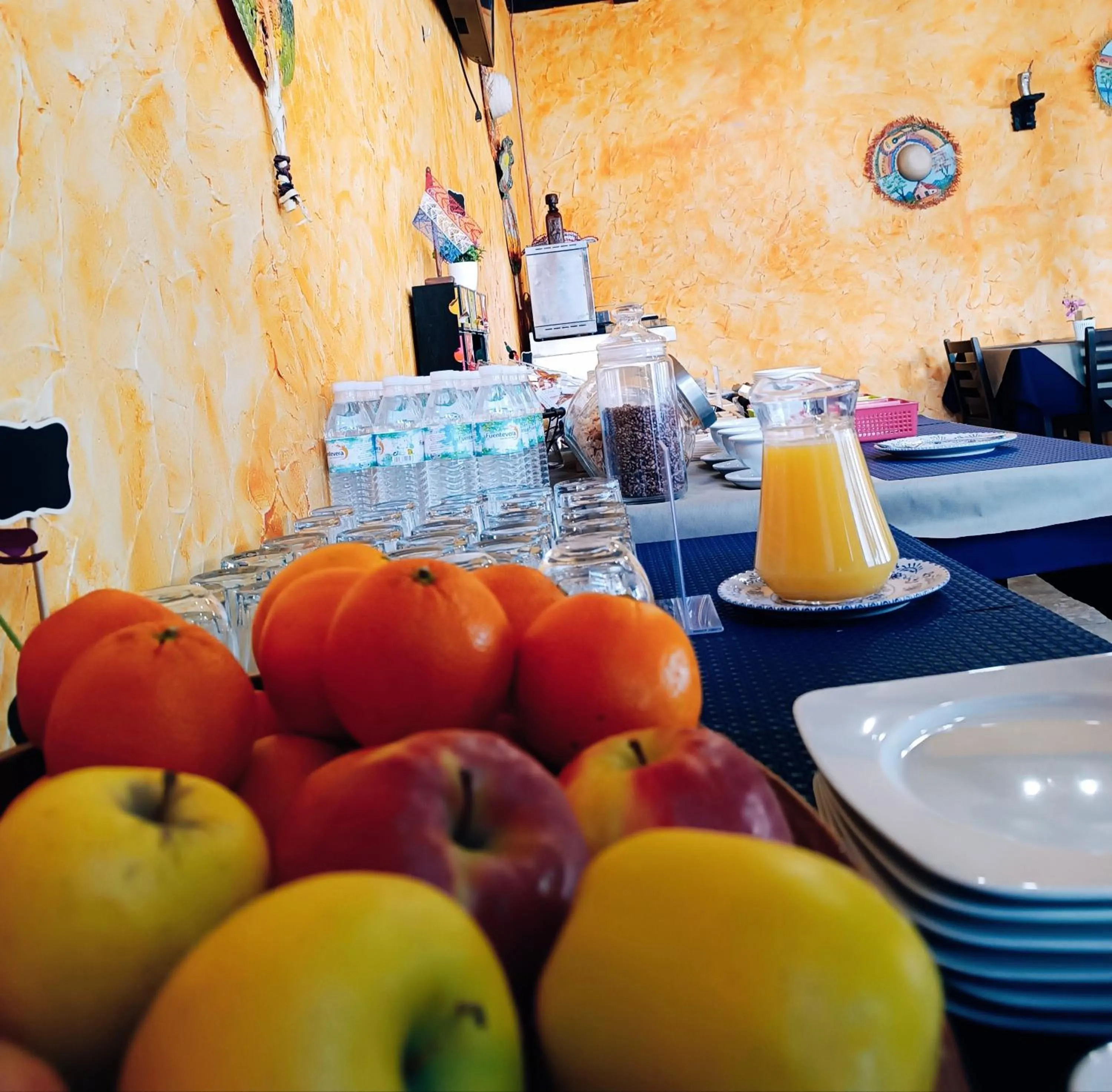 Breakfast in Hotel Alma Rosa