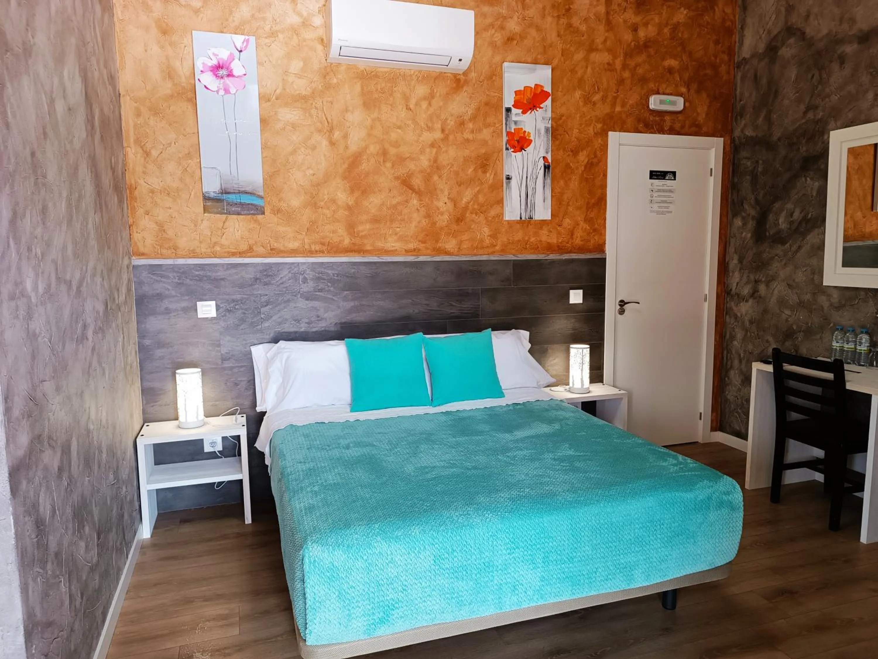 Bed in Hotel Alma Rosa