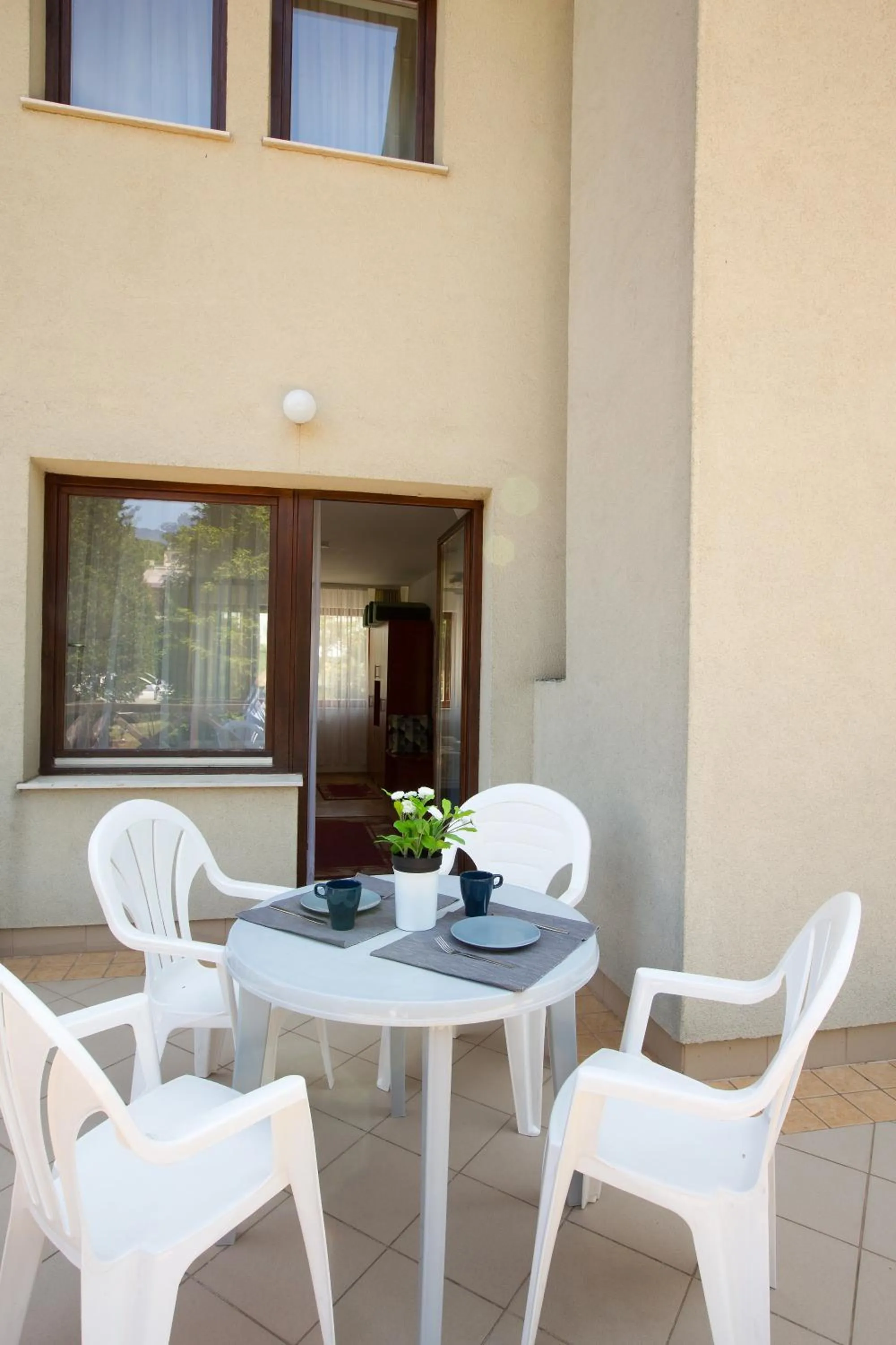 Patio in HELIOS Hotel Apartments