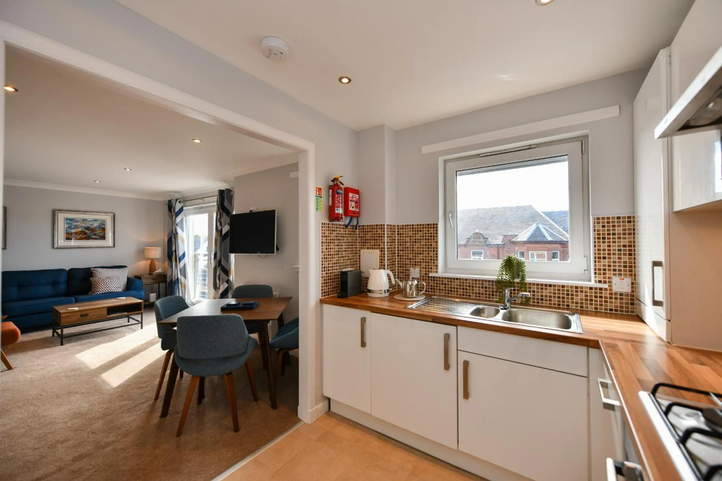 Kitchen or kitchenette in Troon Executive Apartment