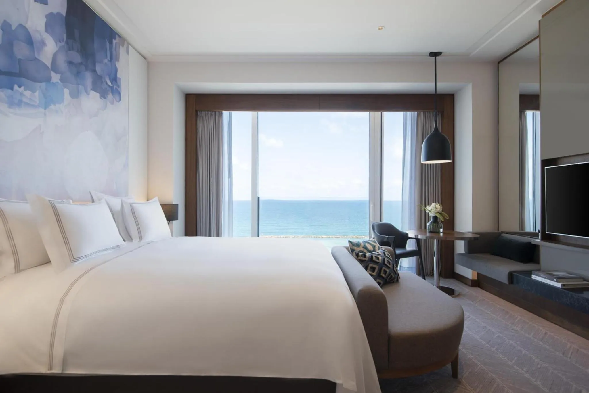 Bedroom, Bed in The David Kempinski Tel Aviv