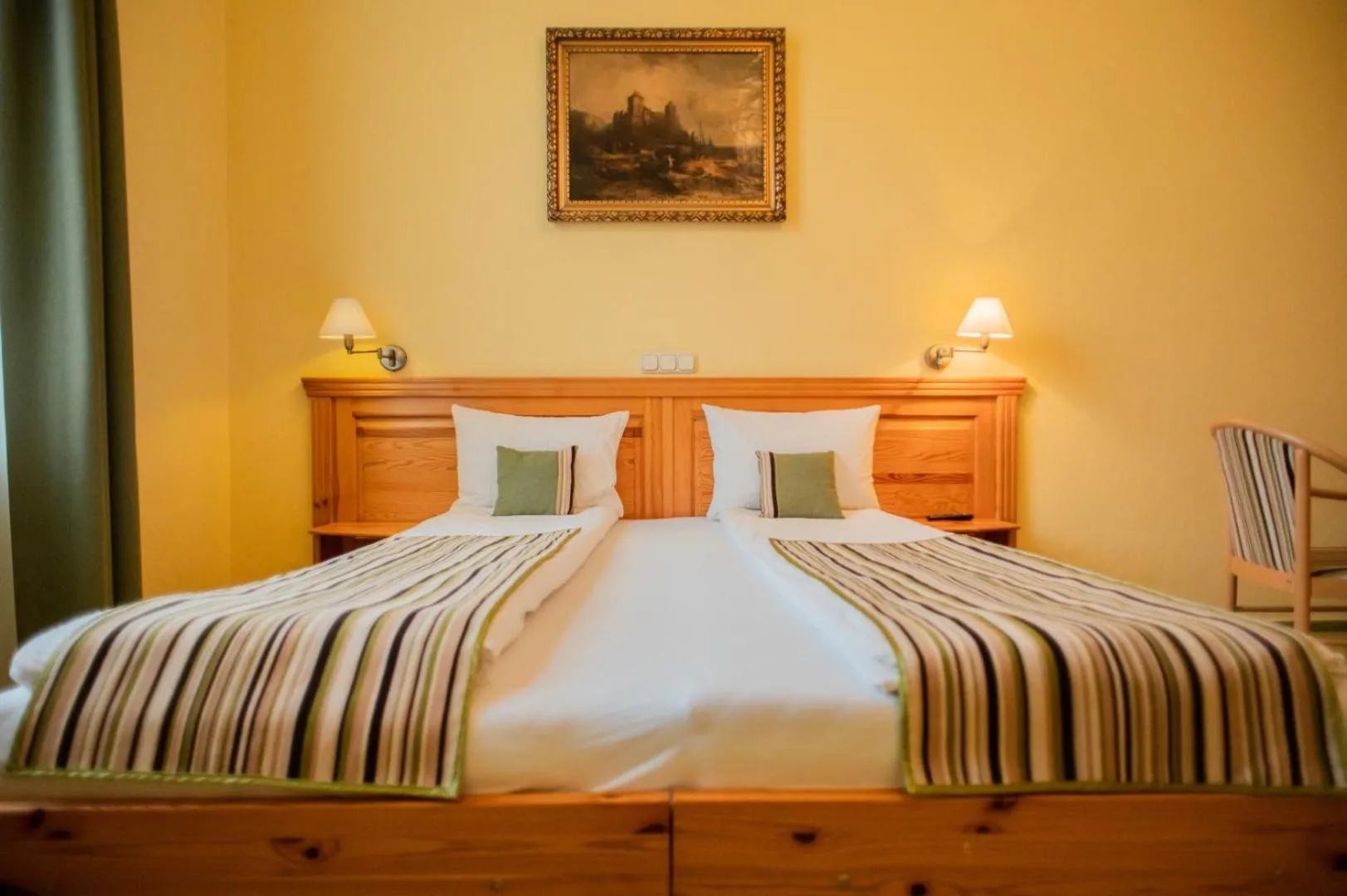 Bed in Hotel Manzard Panzio