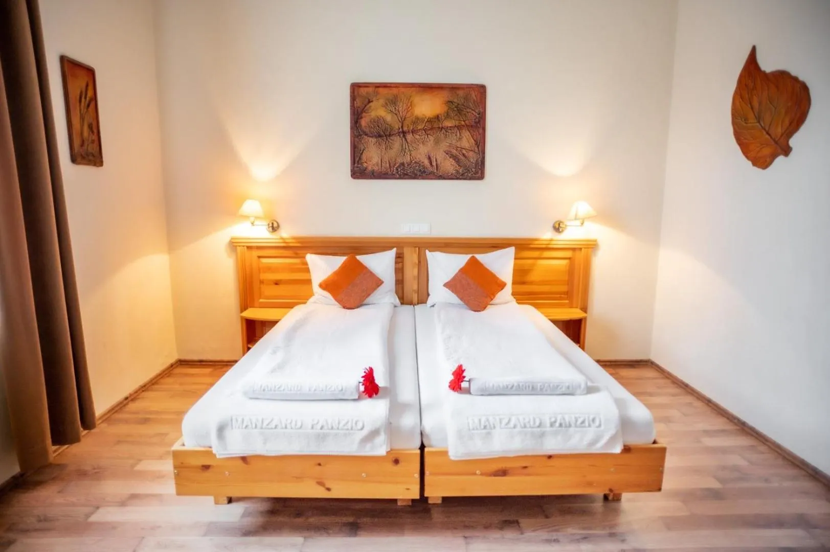 Bed in Hotel Manzard Panzio