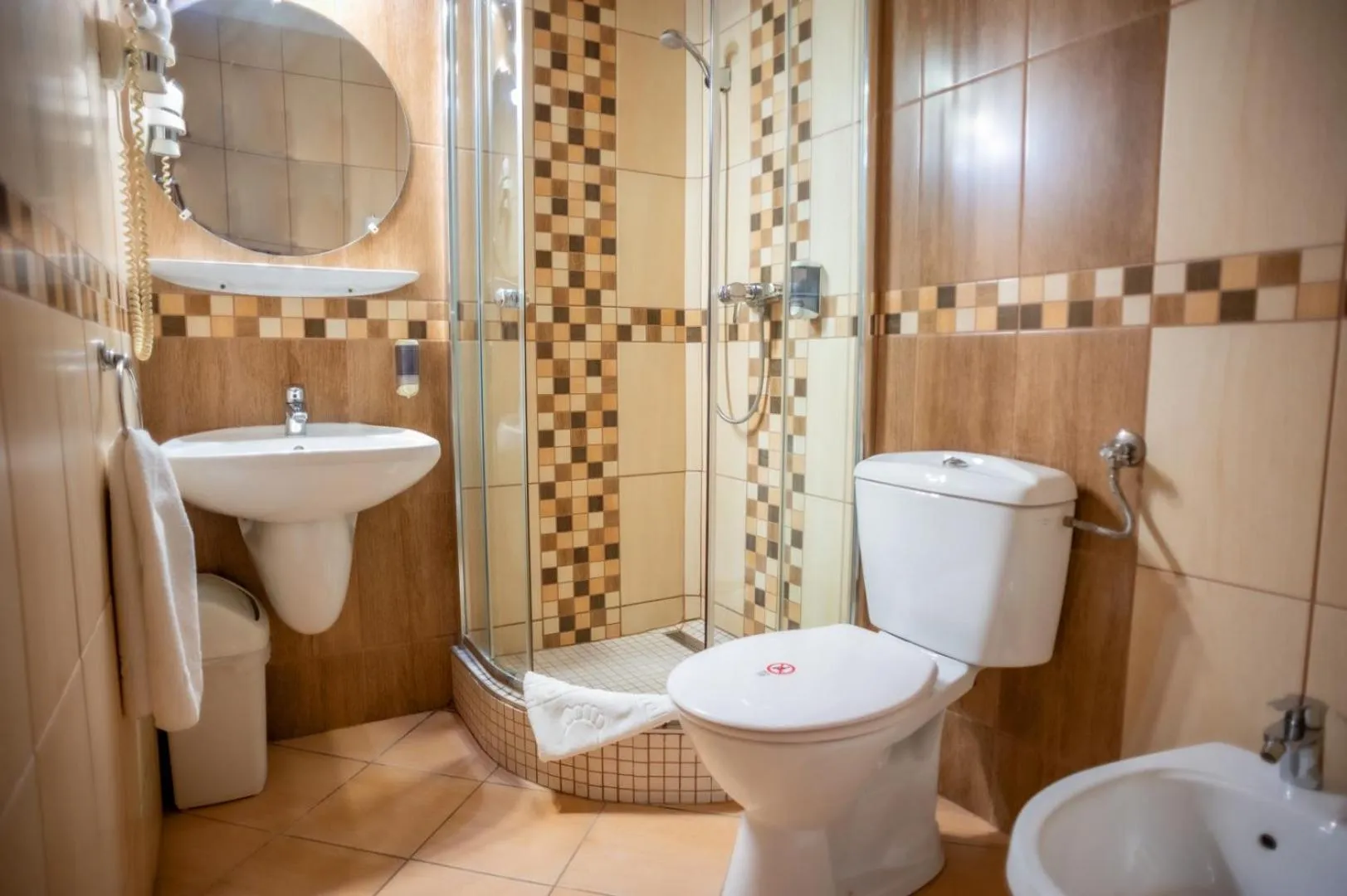 Shower in Hotel Manzard Panzio