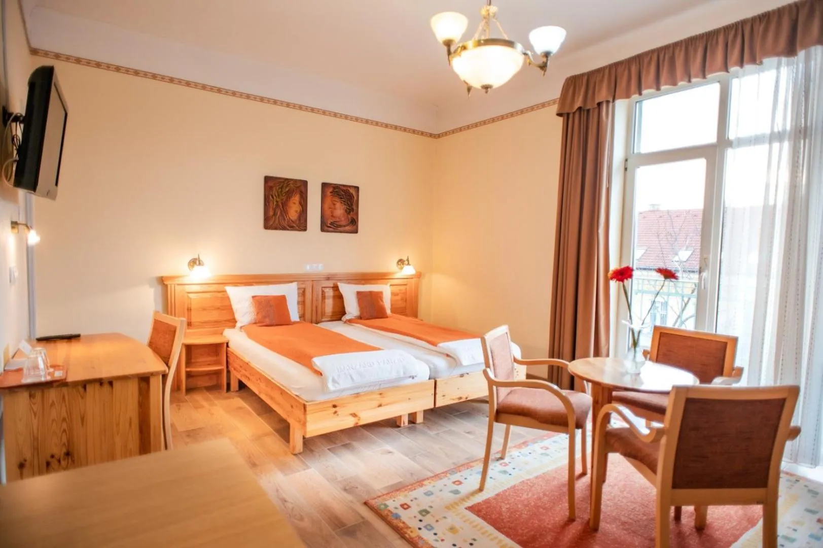 Bed in Hotel Manzard Panzio