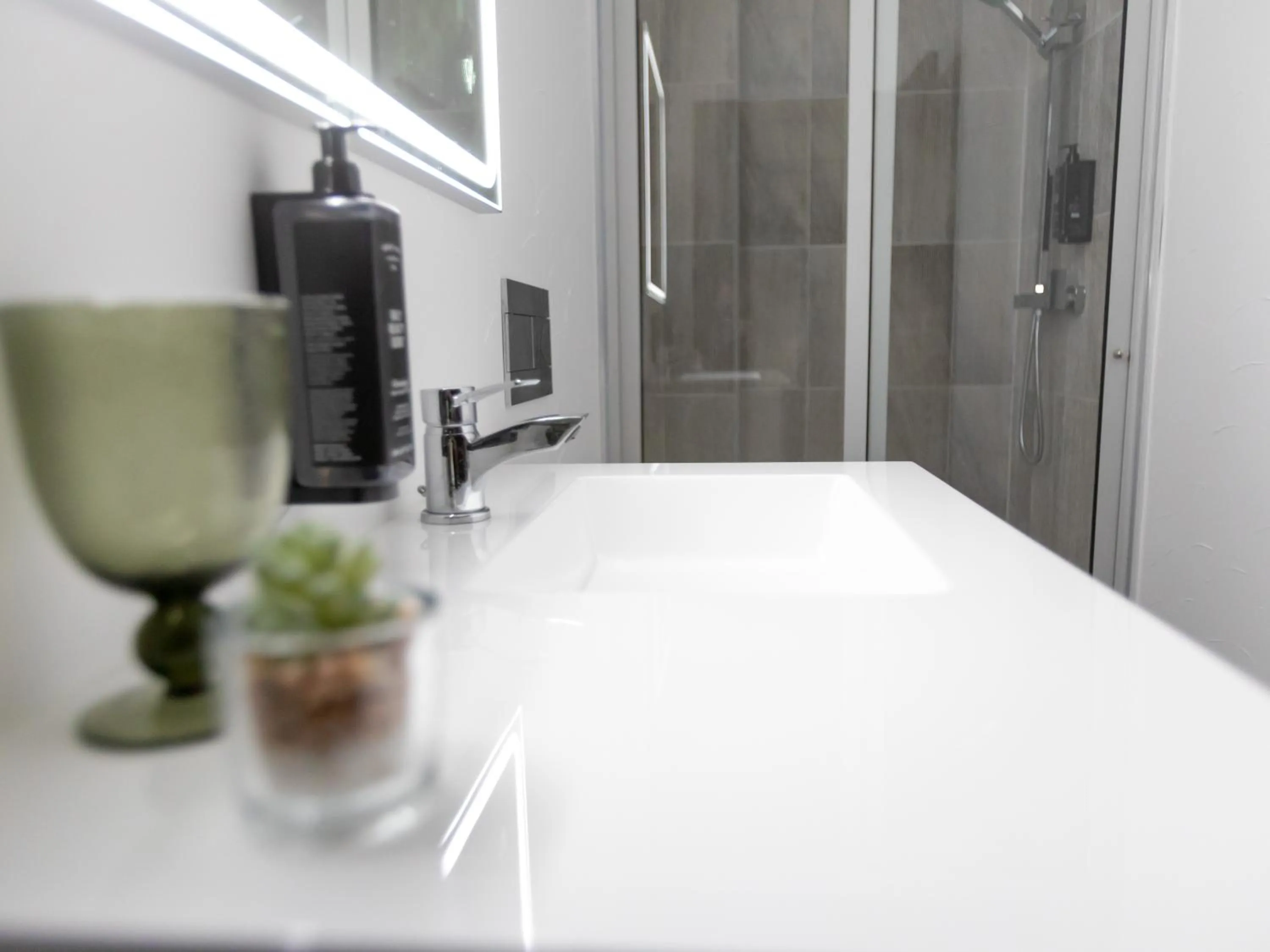 Bathroom in Golden Mirror