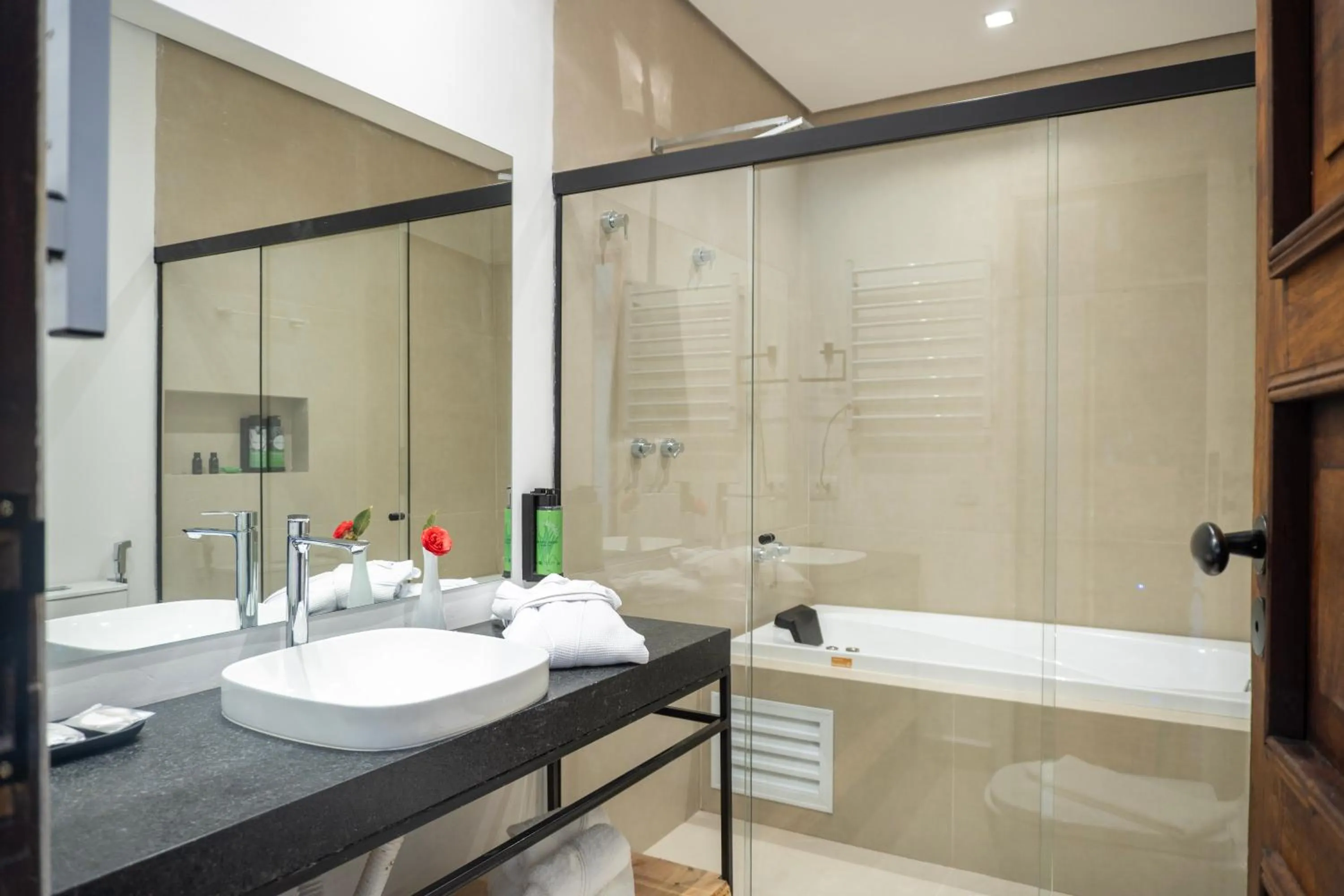 Bathroom in Pousada Boutique Figueira da Serra