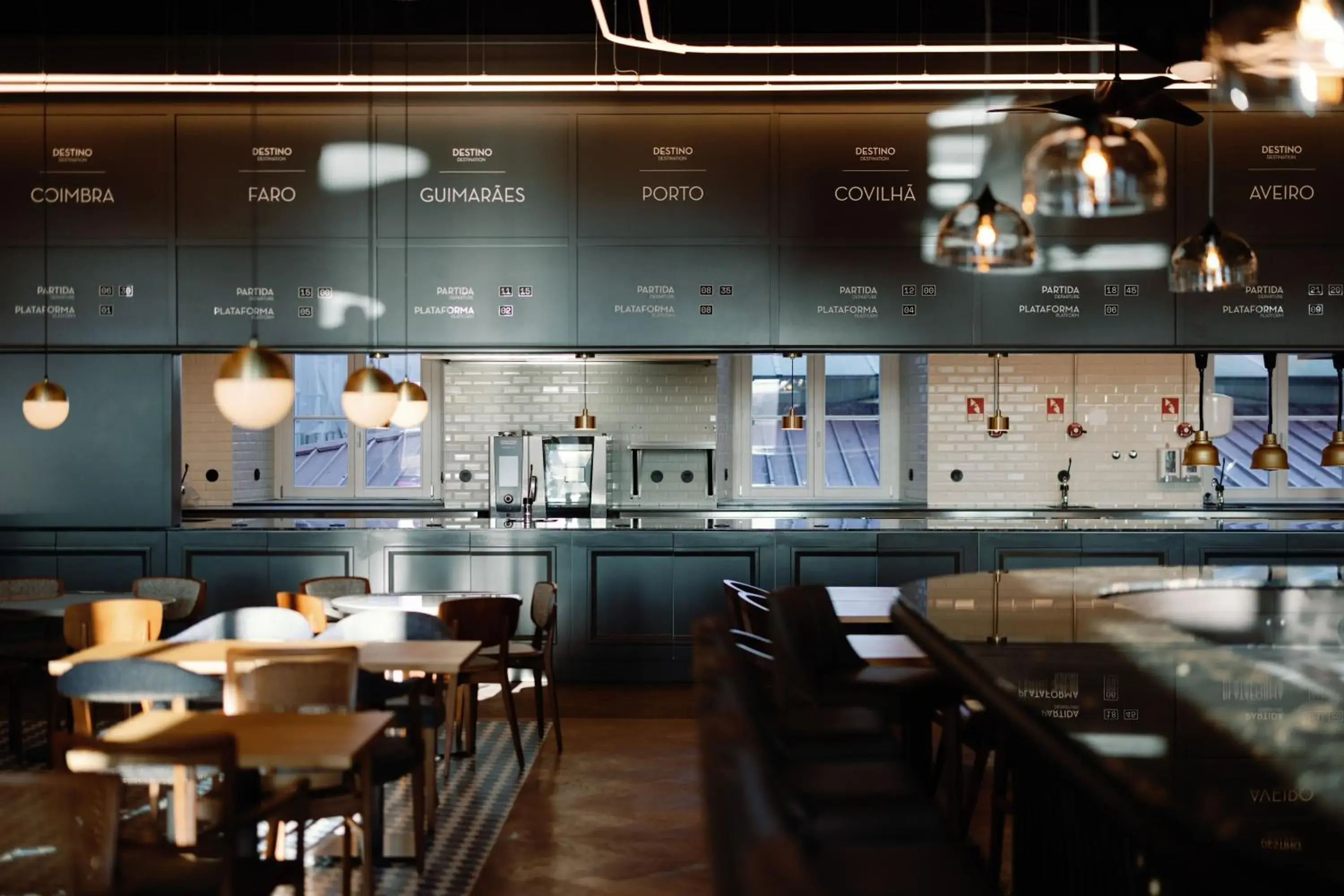 Restaurant/places to eat in The Editory Riverside Hotel, an Historic Hotel Restaurant/places to eat in The Editory Riverside Hotel, an Historic Hotel