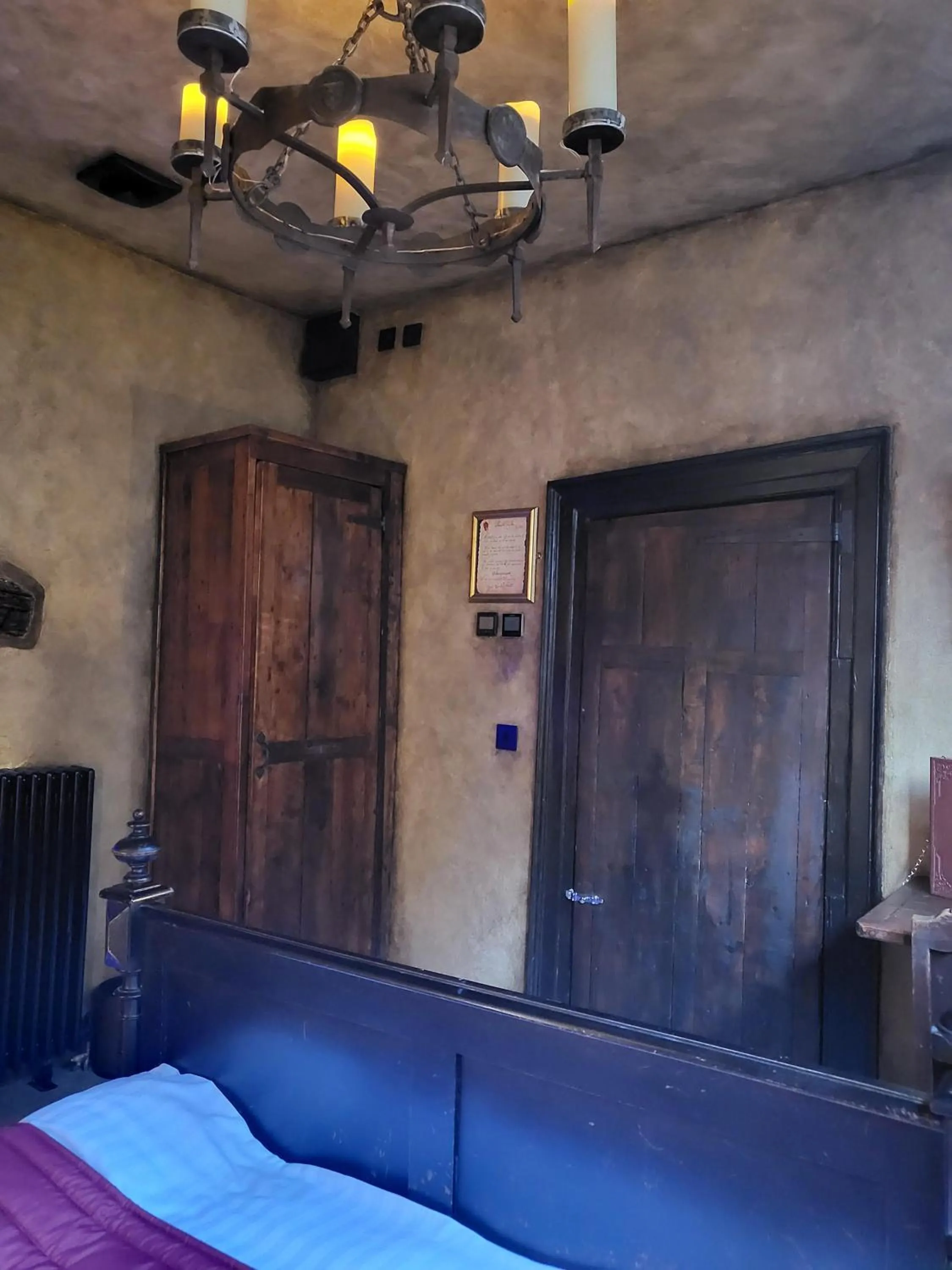 Bedroom, Bed in Hocus Pocus Tiny Hotel