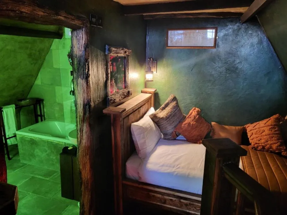 Bedroom, Bed in Hocus Pocus Tiny Hotel