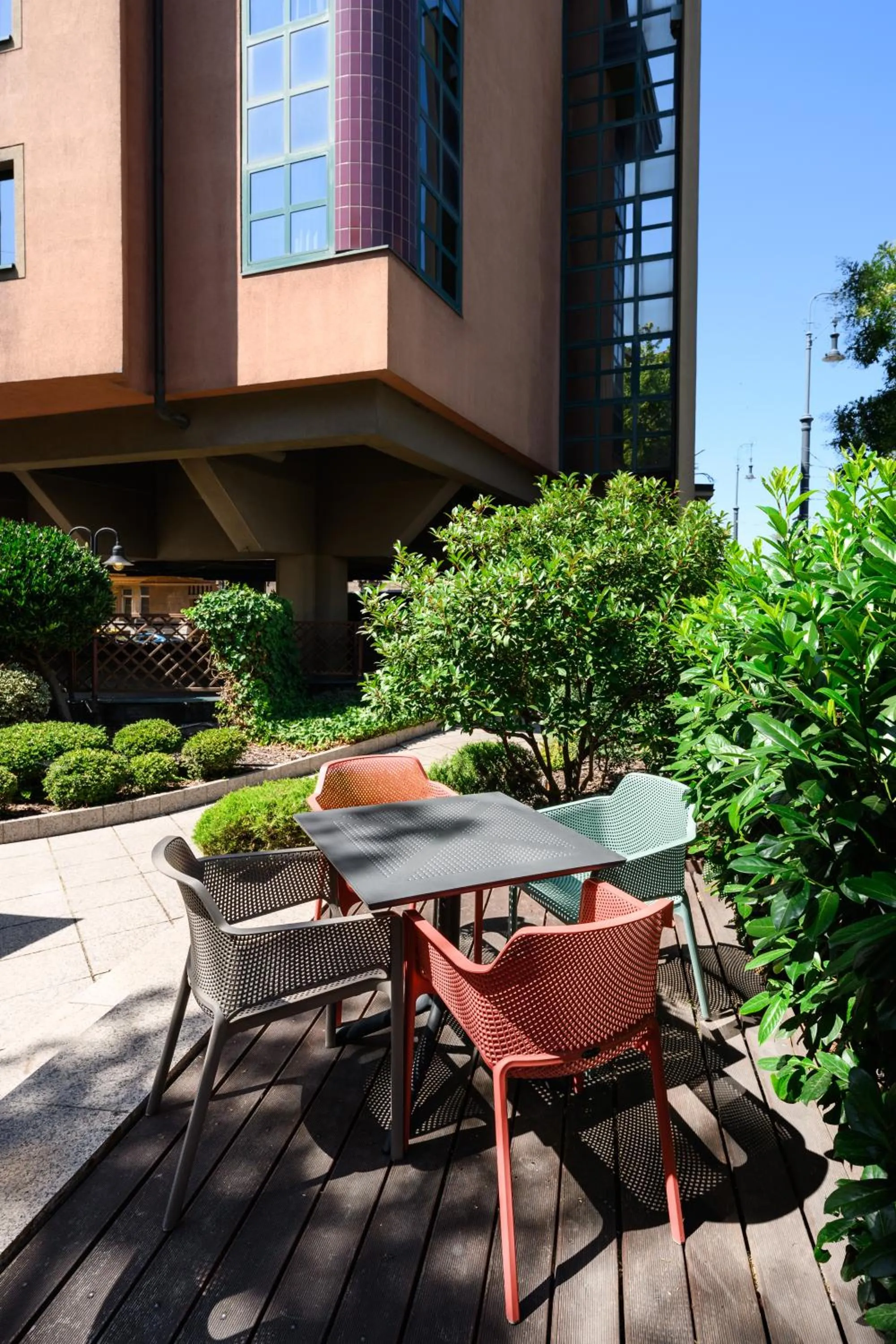 Garden in Ibis Budapest Heroes Square